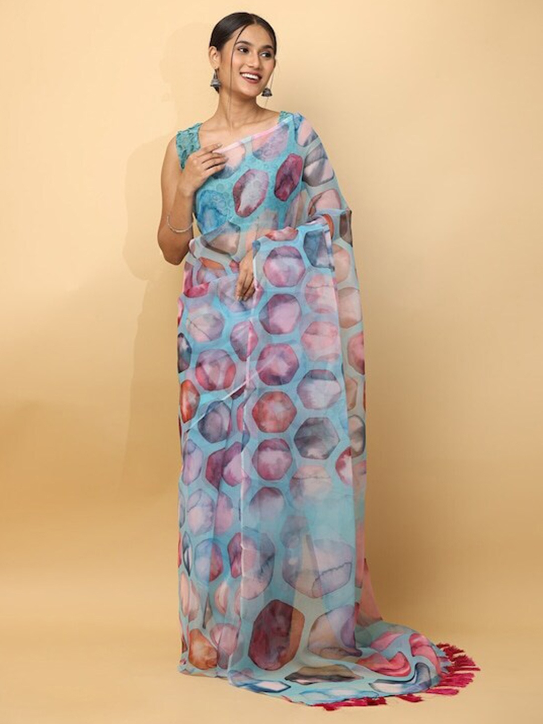 

PATLIPALLU Geometric Printed Organza Saree, Blue