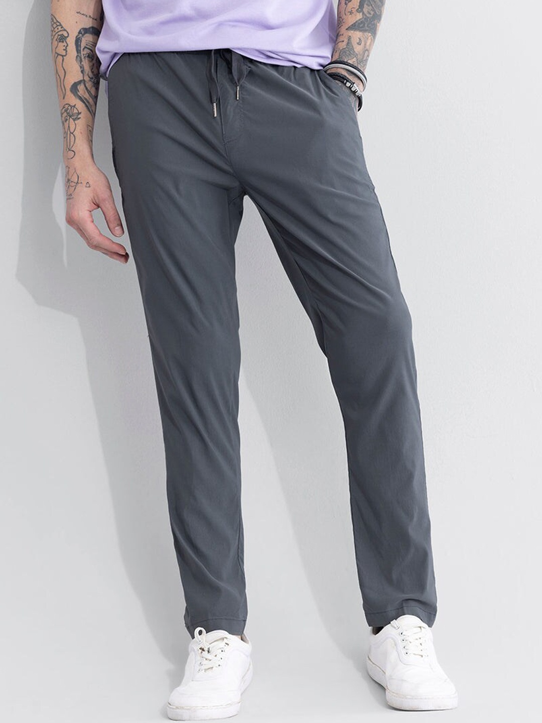 

Snitch Men Grey Mid-Rise Smart Slim Fit Cotton Joggers Trousers