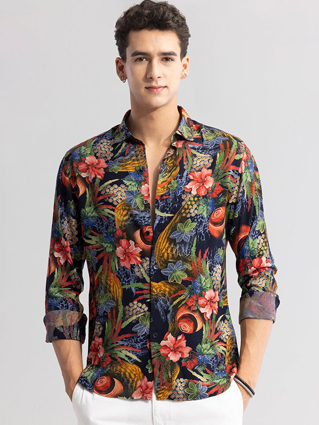 

Snitch Classic Floral Printed Slim Fit Spread Collar Curved Casual Shirt, Multi