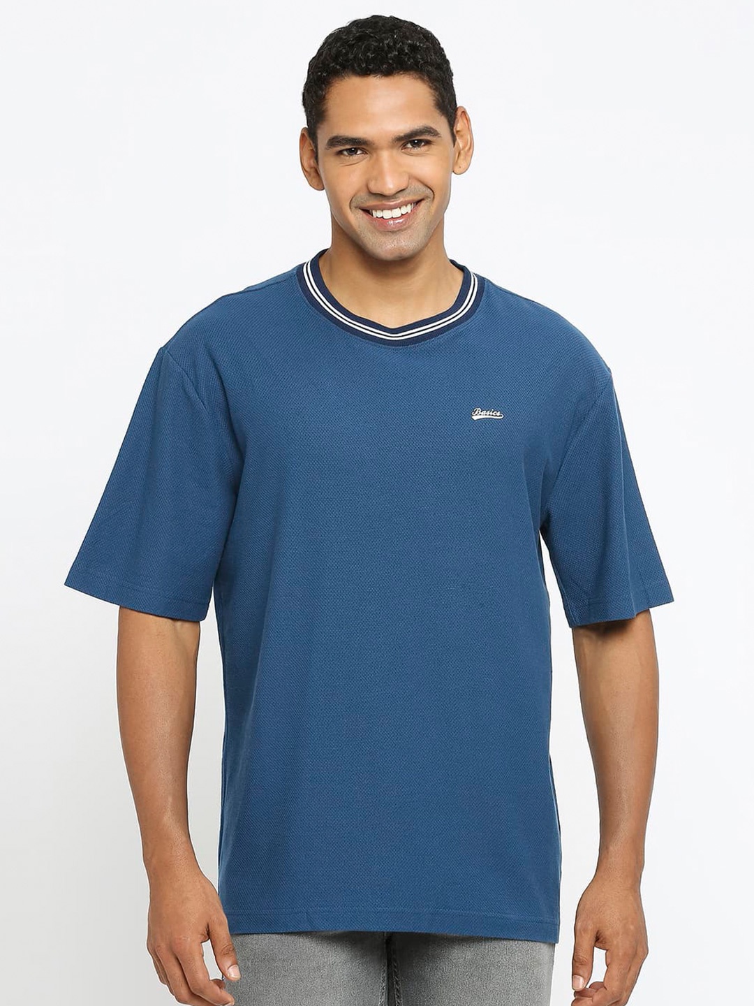 

Basics Round Neck Slim Fit T-shirt, Blue
