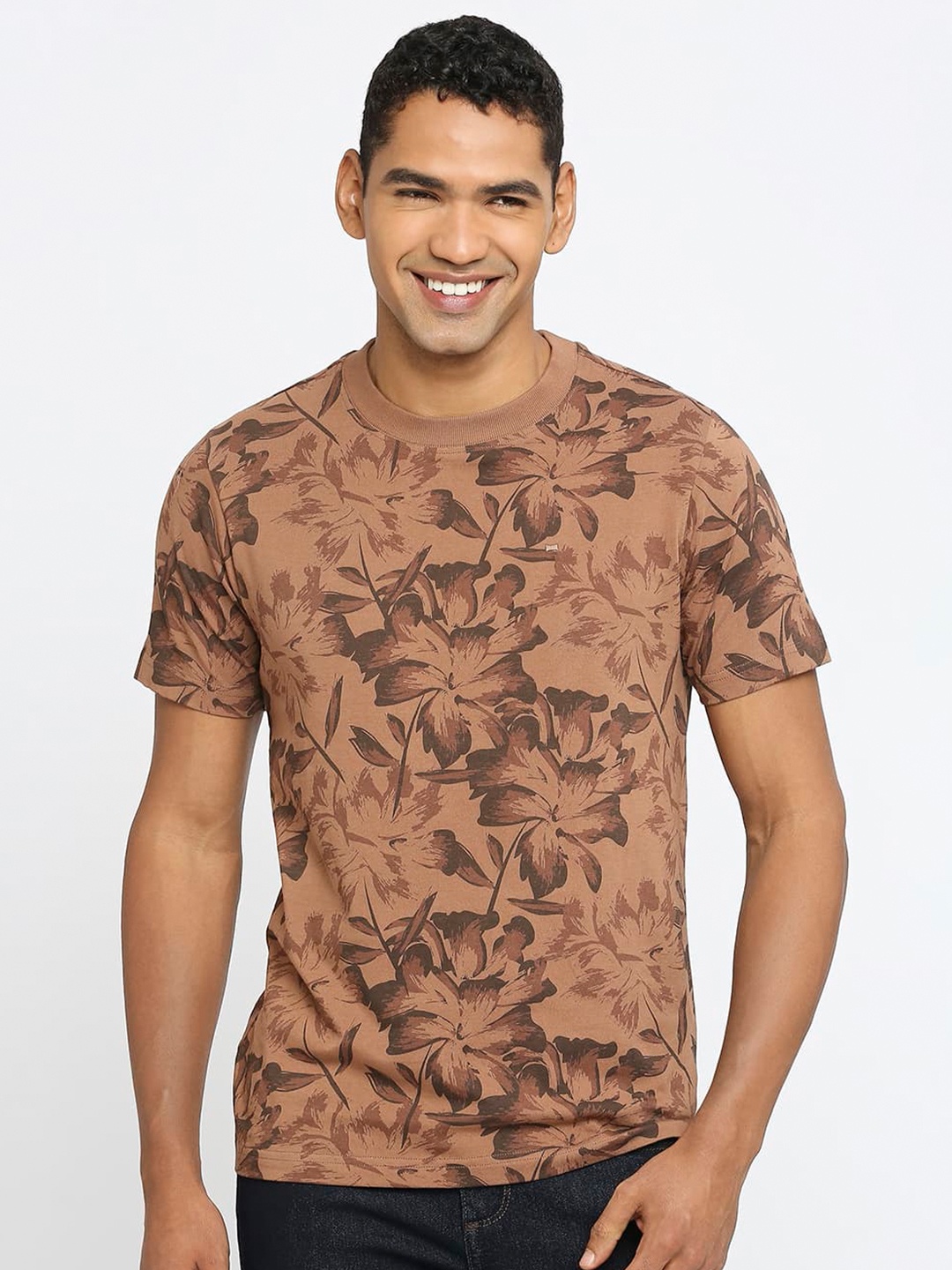 

Basics Round Neck Floral Printed Cotton Slim Fit T-shirt, Brown
