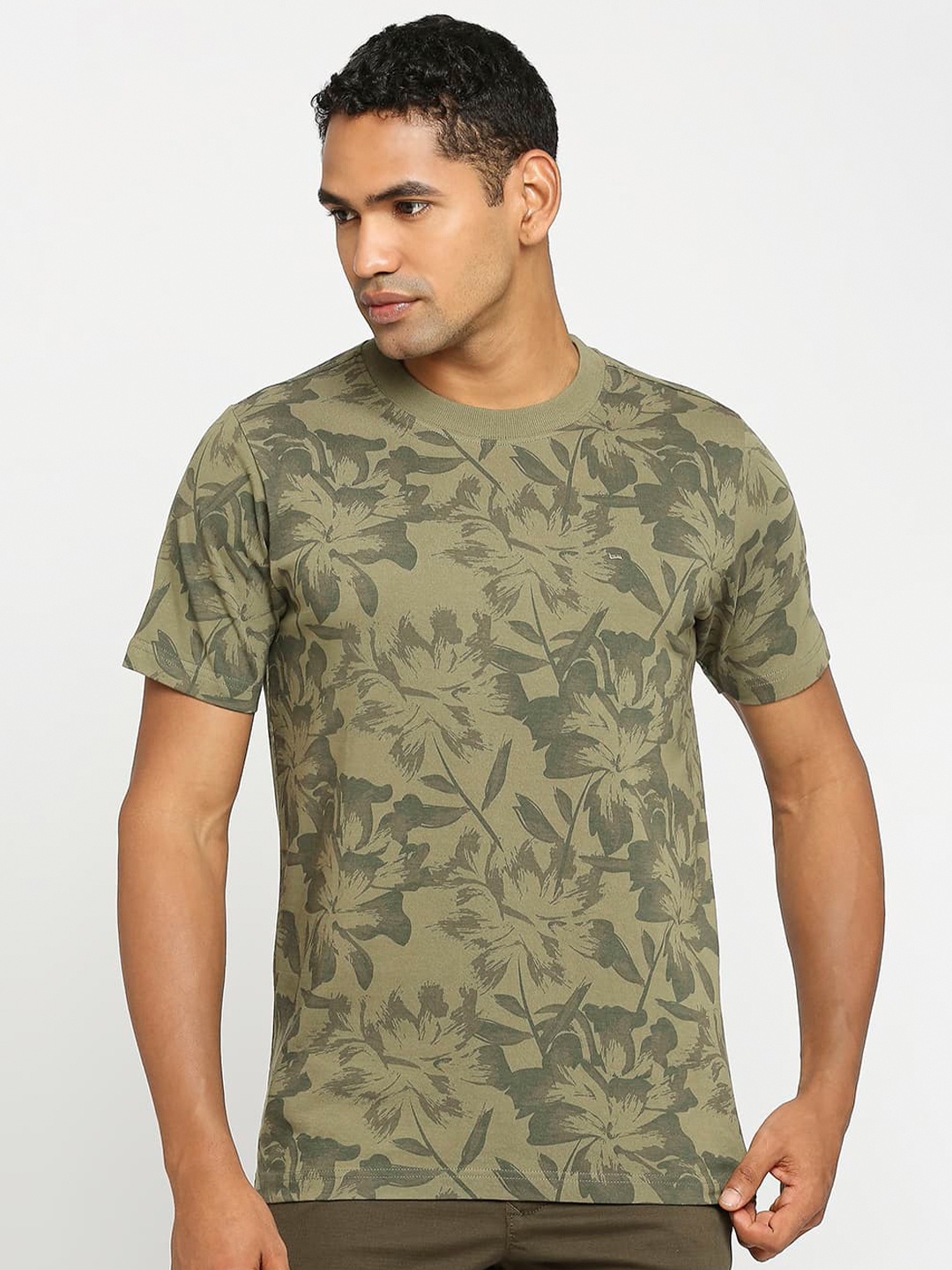 

Basics Round Neck Floral Printed Tropical Cotton Slim Fit T-shirt, Green