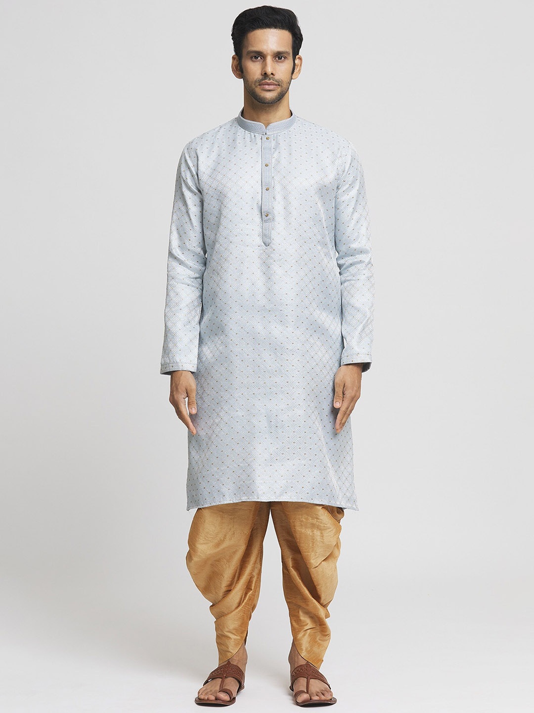 

Indian Poshakh Men Paisley Printed Layered Kurta with Dhoti Pants & With Dupatta, Off white