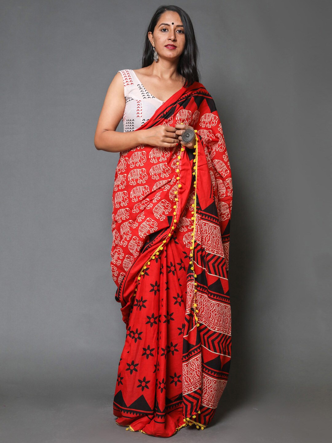 

KALINI Ethnic Motifs Printed Pom Pom Pure Cotton Saree, Red