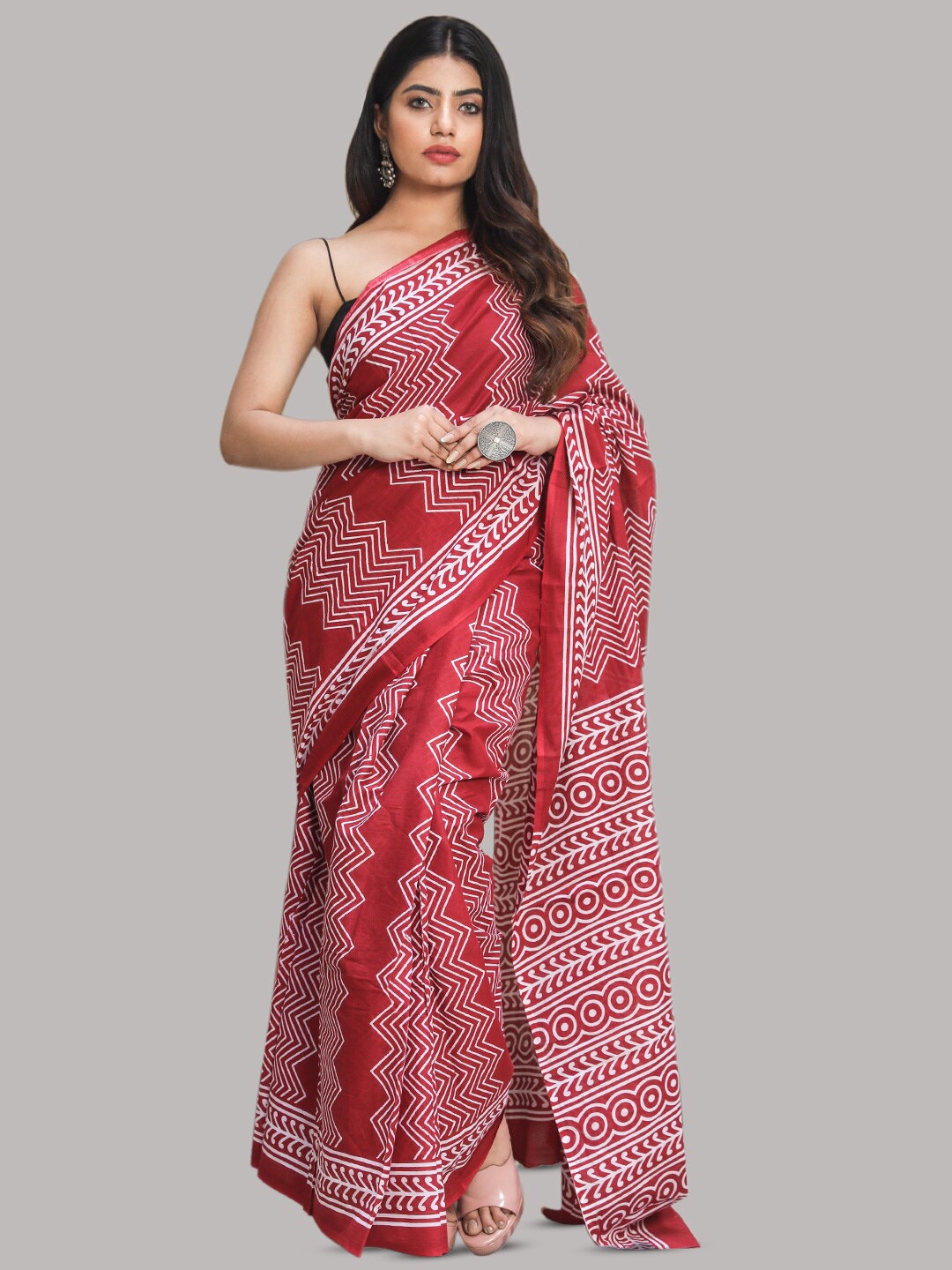 

KALINI Geometric Printed Pure Cotton Saree, Maroon