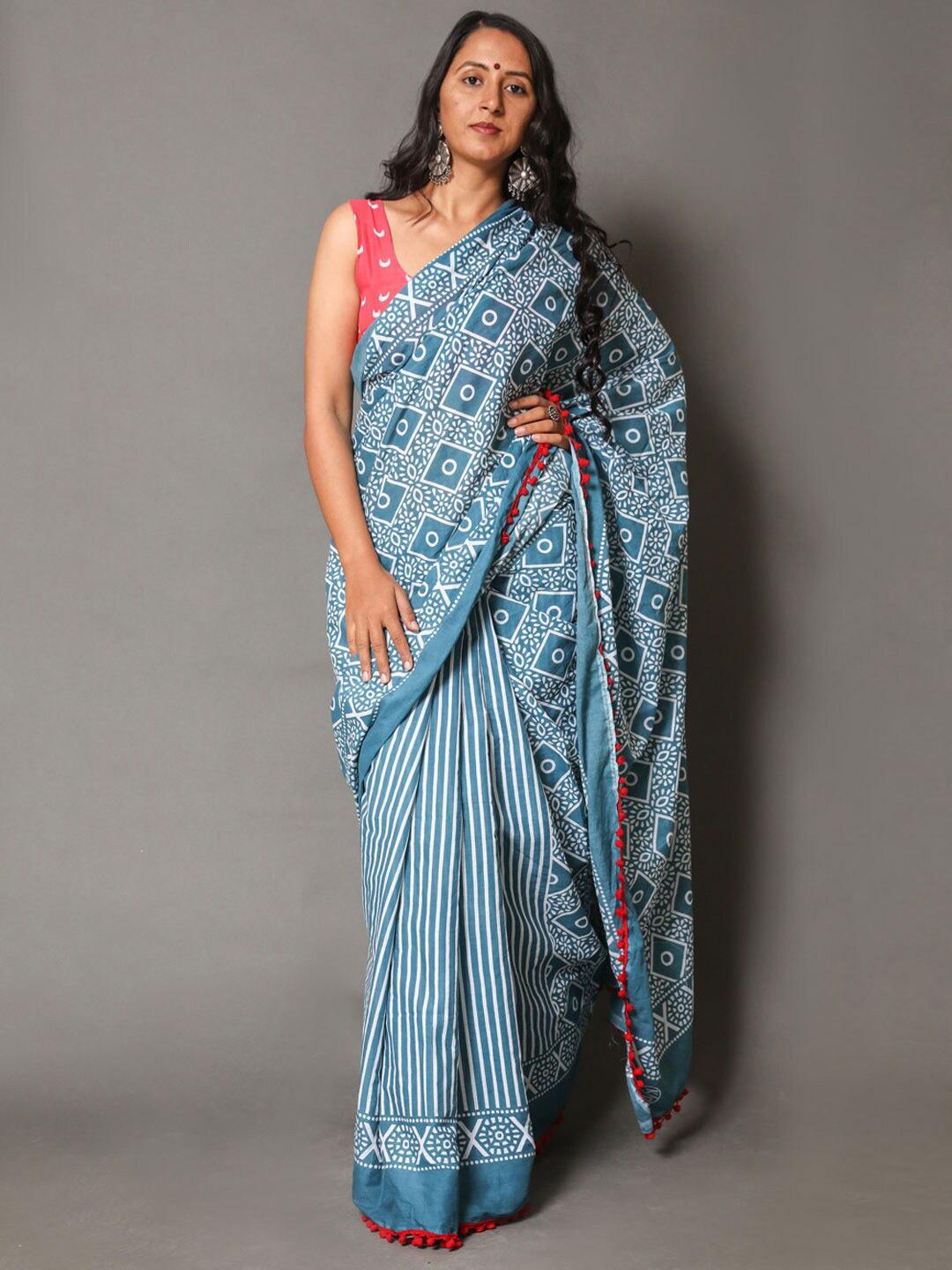 

KALINI Ethnic Motifs Printed Pure Cotton Saree, Turquoise blue