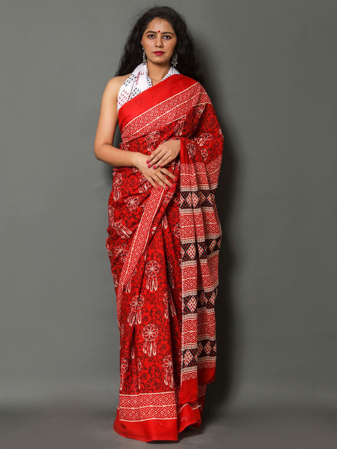 

KALINI Ethnic Motifs Printed Pure Cotton Saree, Red