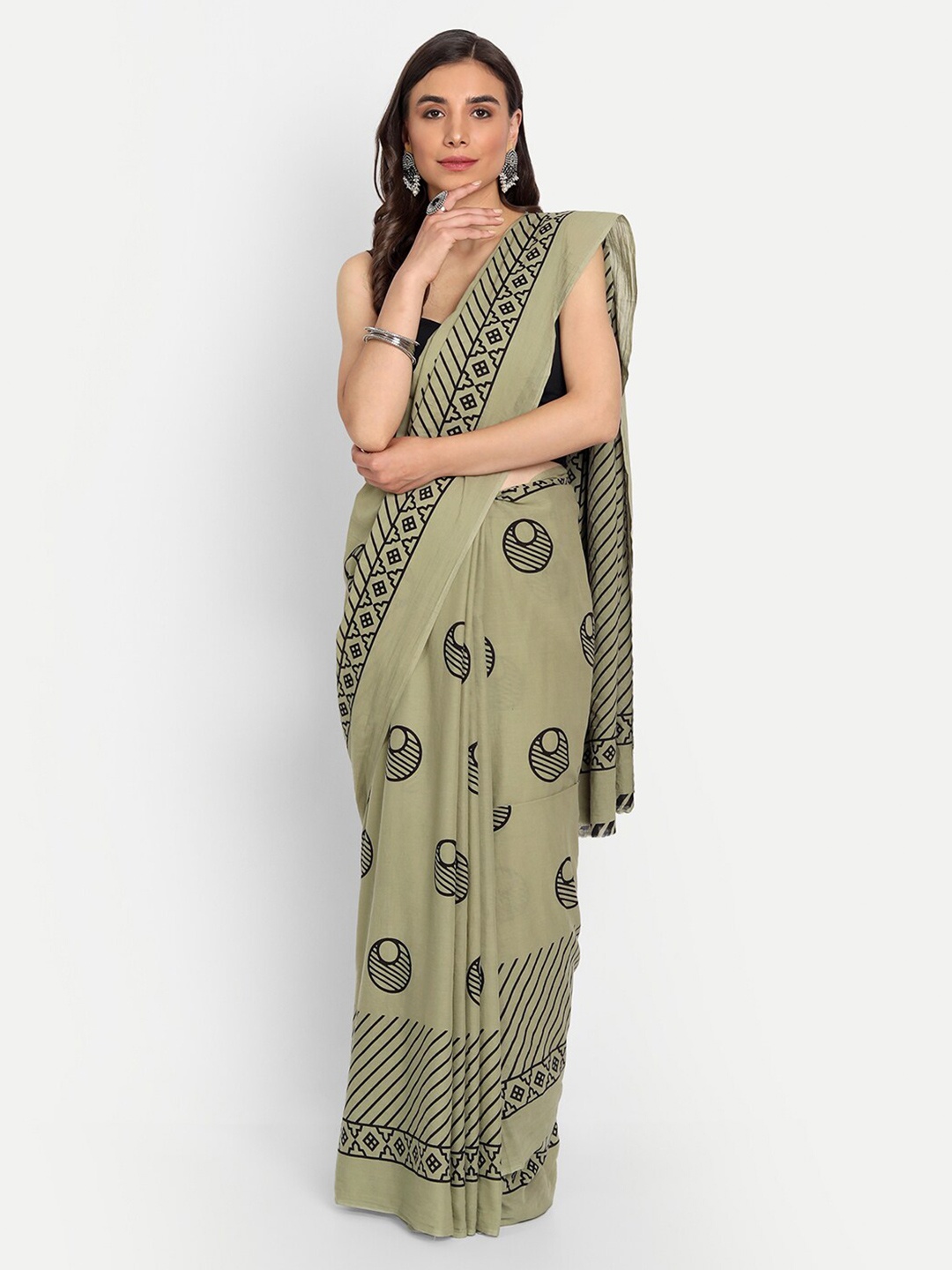 

KALINI Geometric Printed Pure Cotton Saree, Green