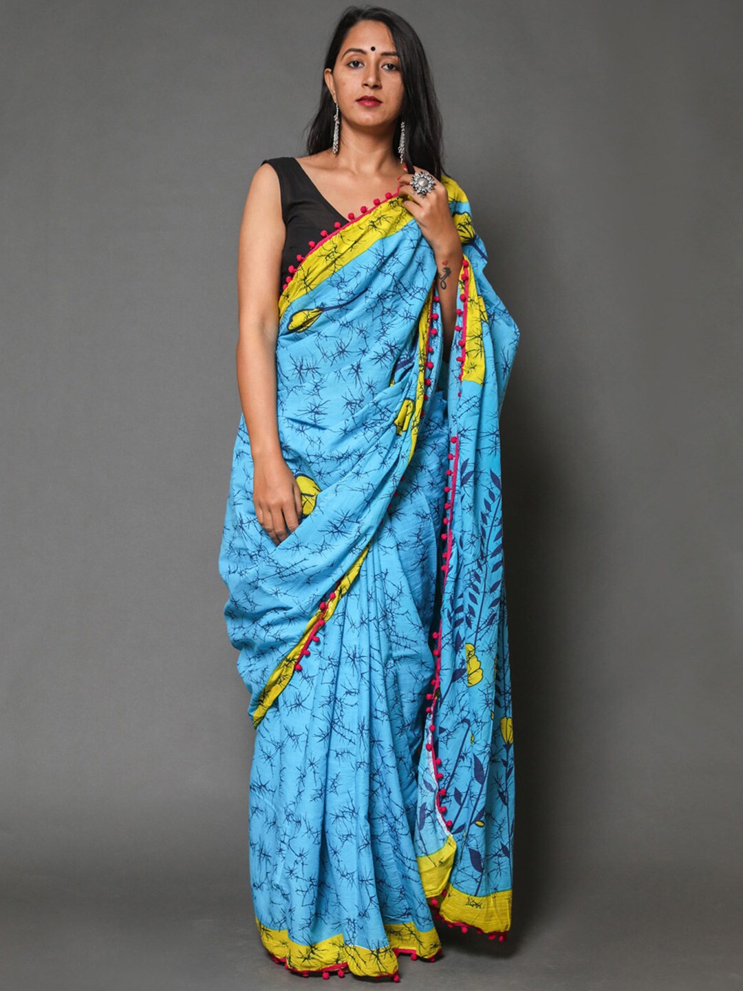 

KALINI Floral Printed Pure Cotton Saree, Blue