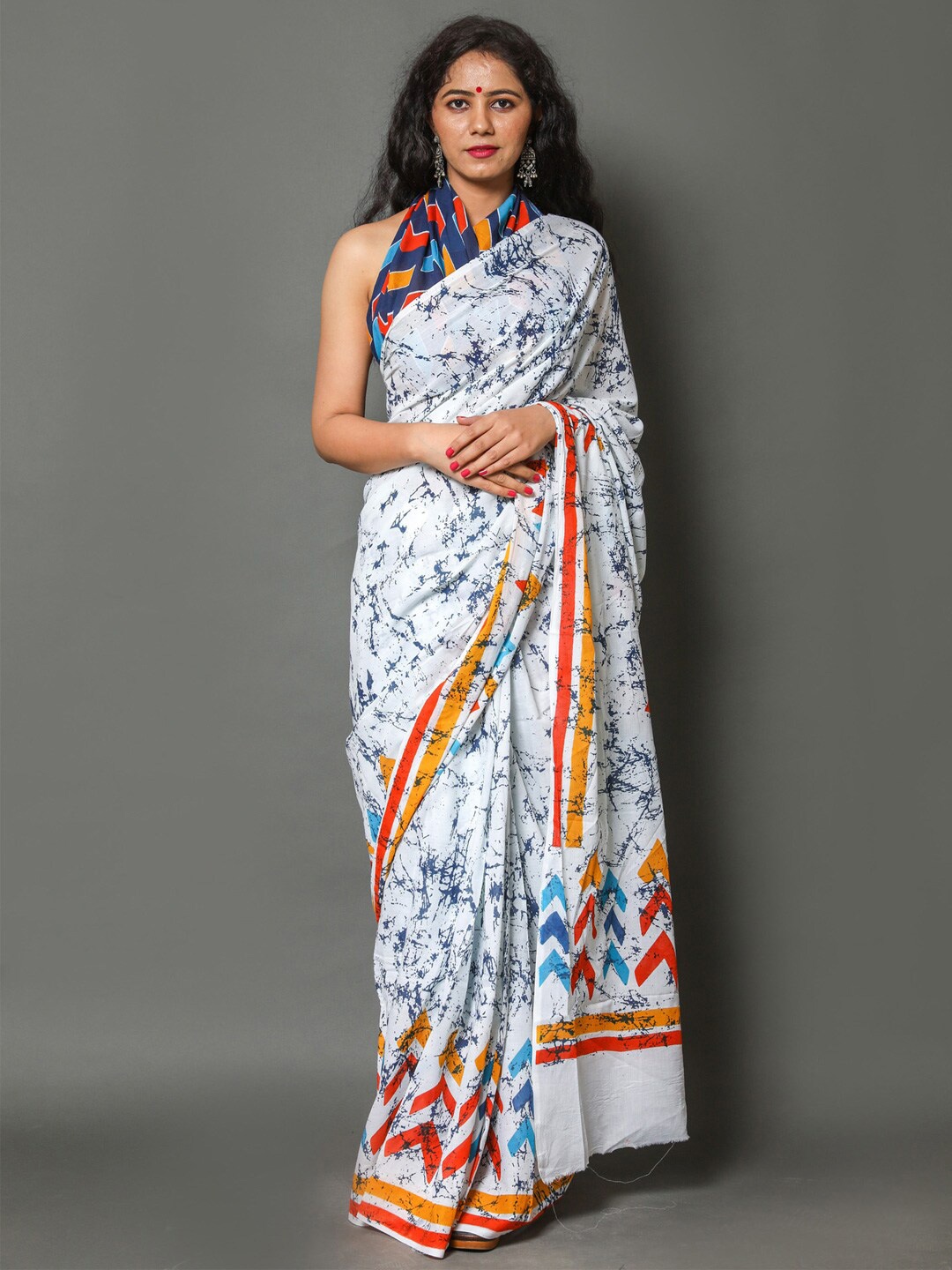 

KALINI Tie And Dye Pure Cotton Saree, White