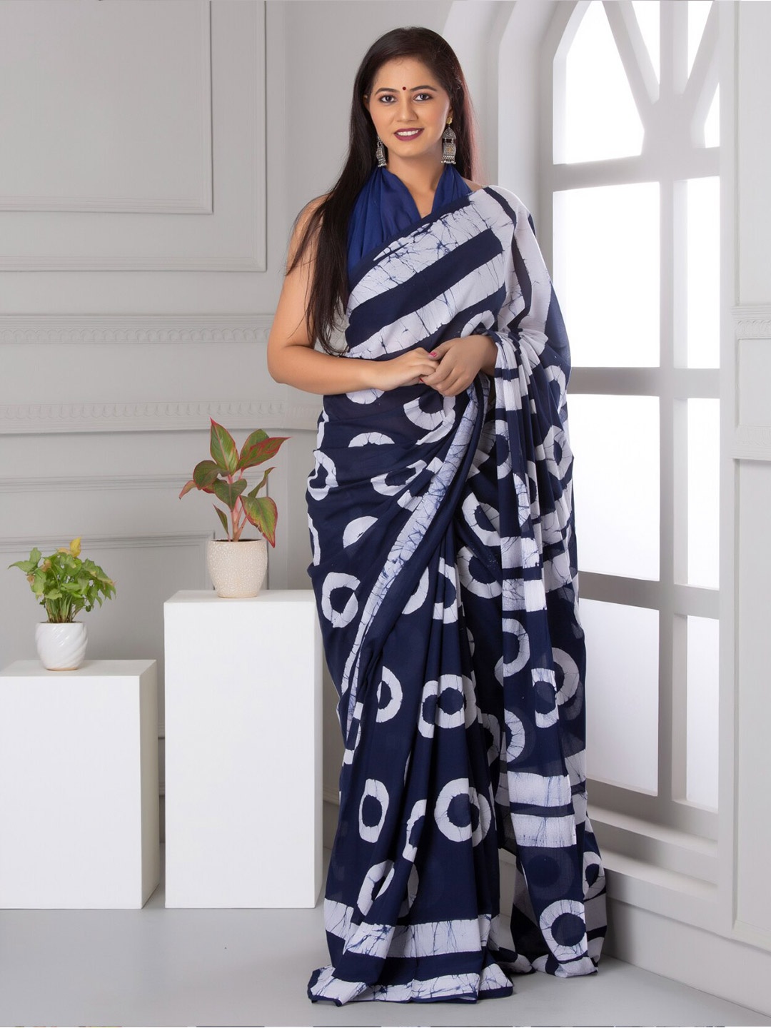 

KALINI Geometric Printed Pure Cotton Saree, Blue