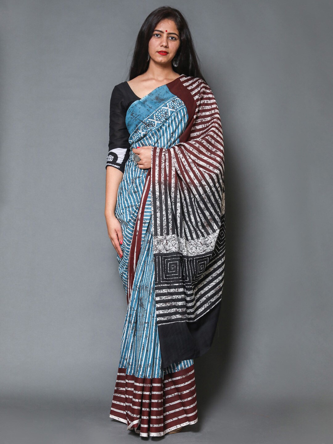 

KALINI Striped Pure Cotton Saree, Blue