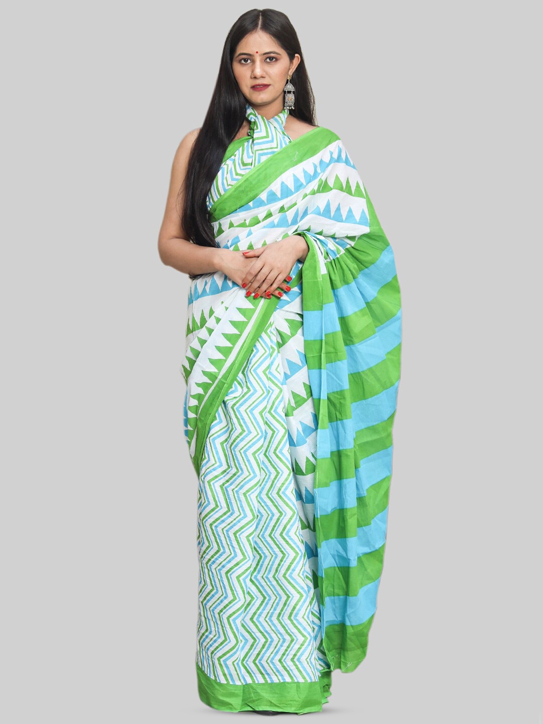 

KALINI Chevron Printed Pure Cotton Saree, Green