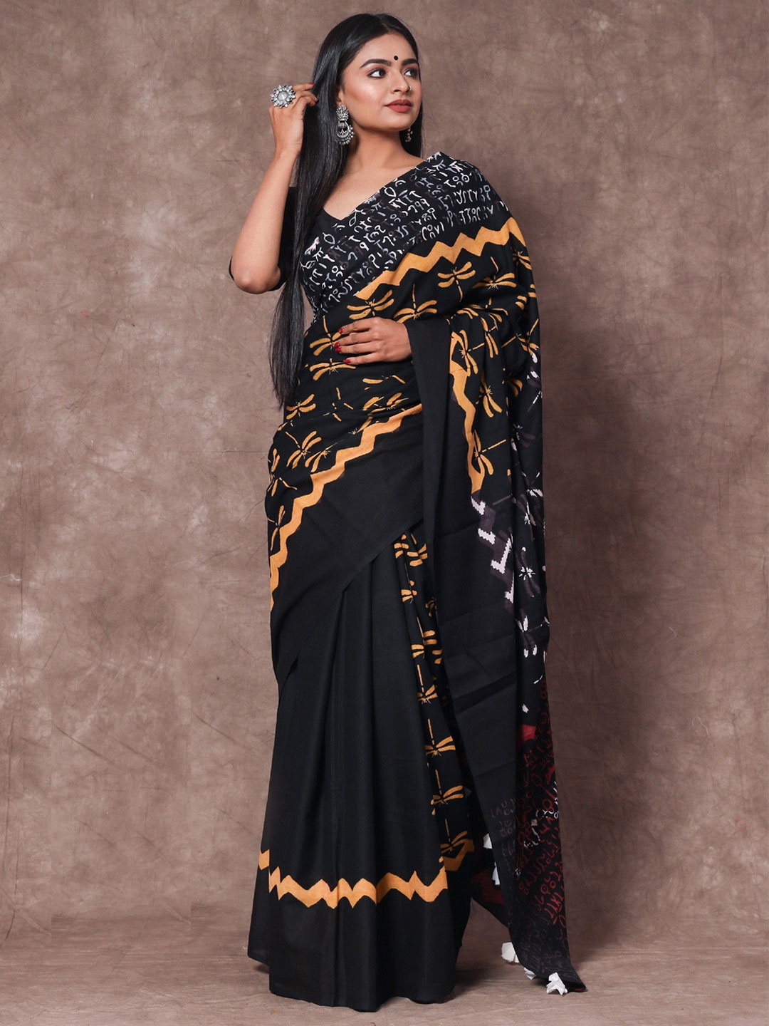

KALINI Ethnic Motifs Printed Pure Cotton Saree, Black
