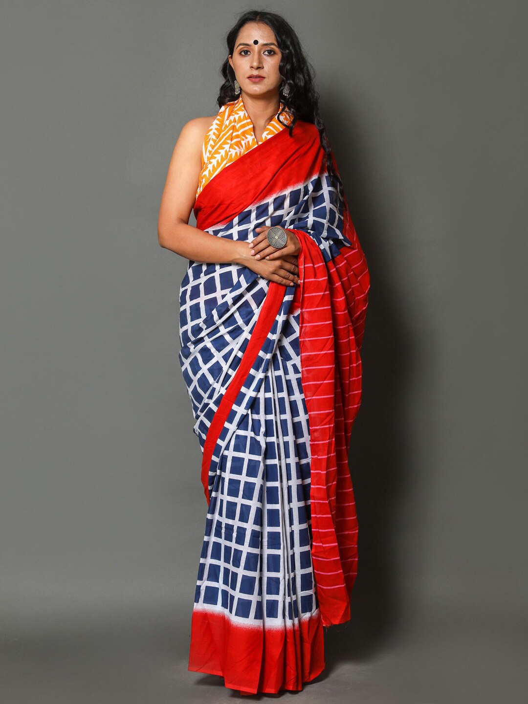 

KALINI Geometric Printed Pure Cotton Saree, Navy blue