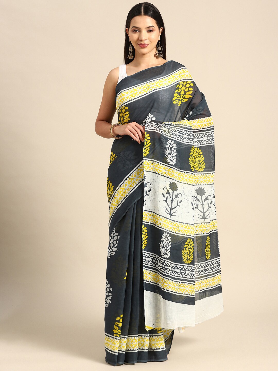 

KALINI Floral Printed Pure Cotton Saree, Black