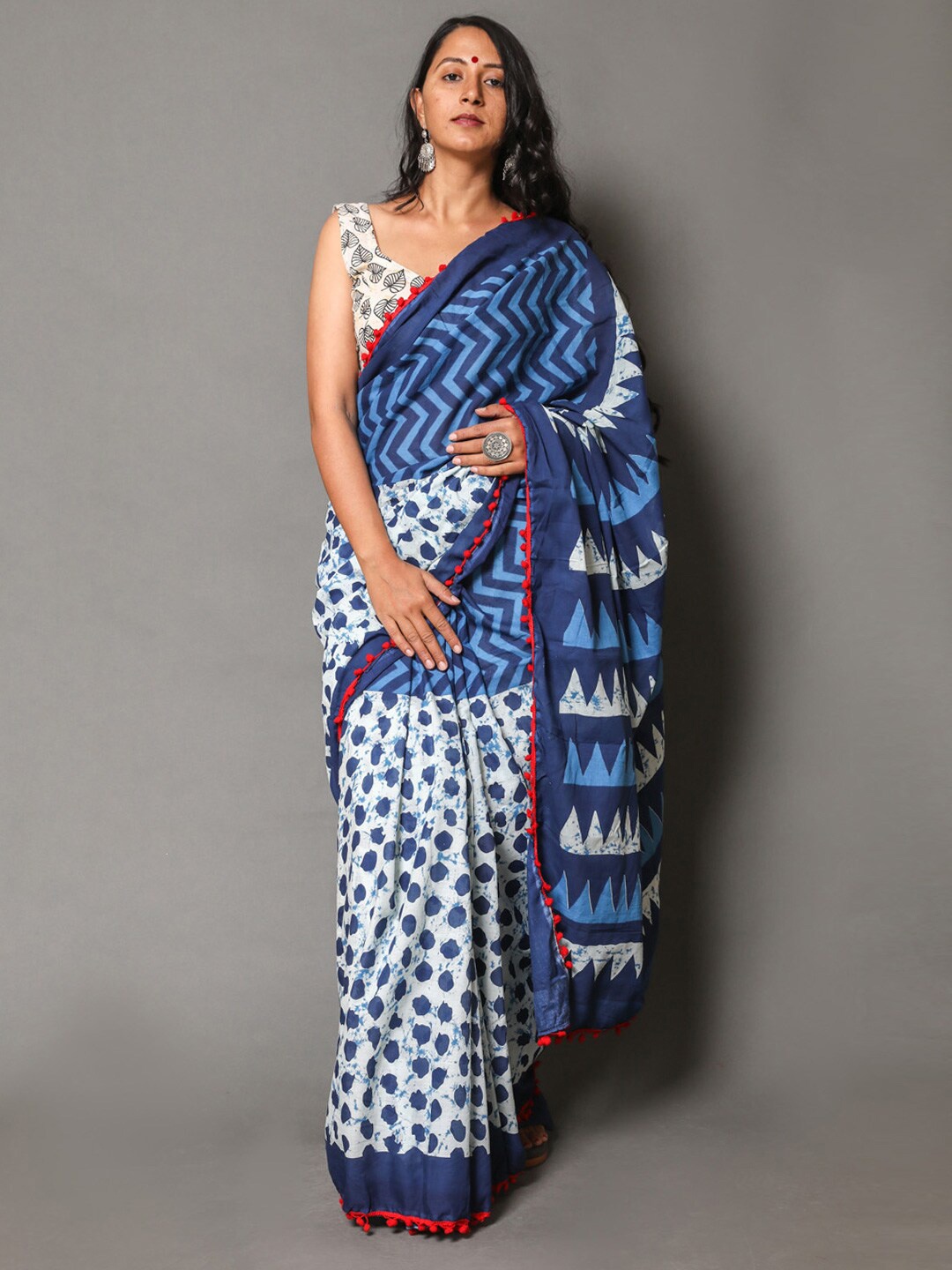 

KALINI Printed Pure Cotton Saree, Navy blue