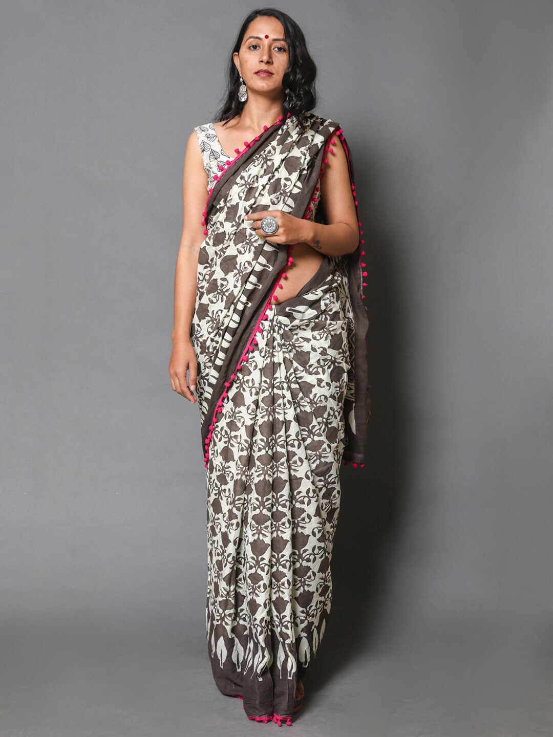 

KALINI Floral Printed Pure Cotton Saree, Brown