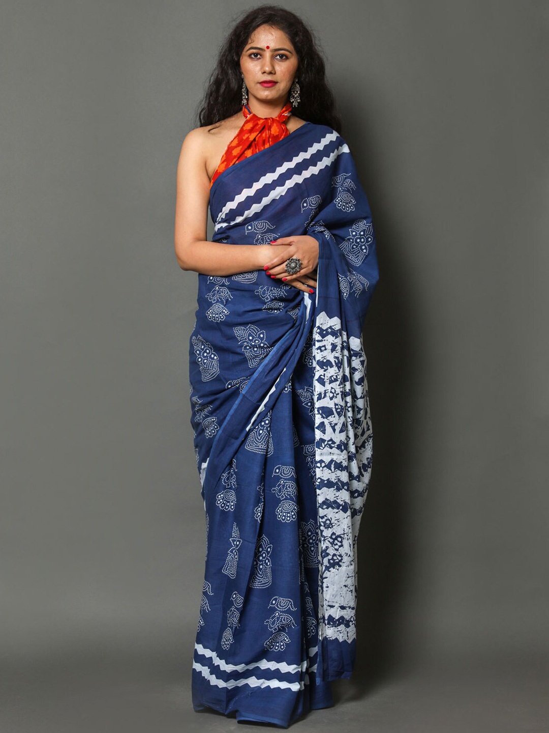 

KALINI Ethnic Motifs Printed Pure Cotton Saree, Navy blue