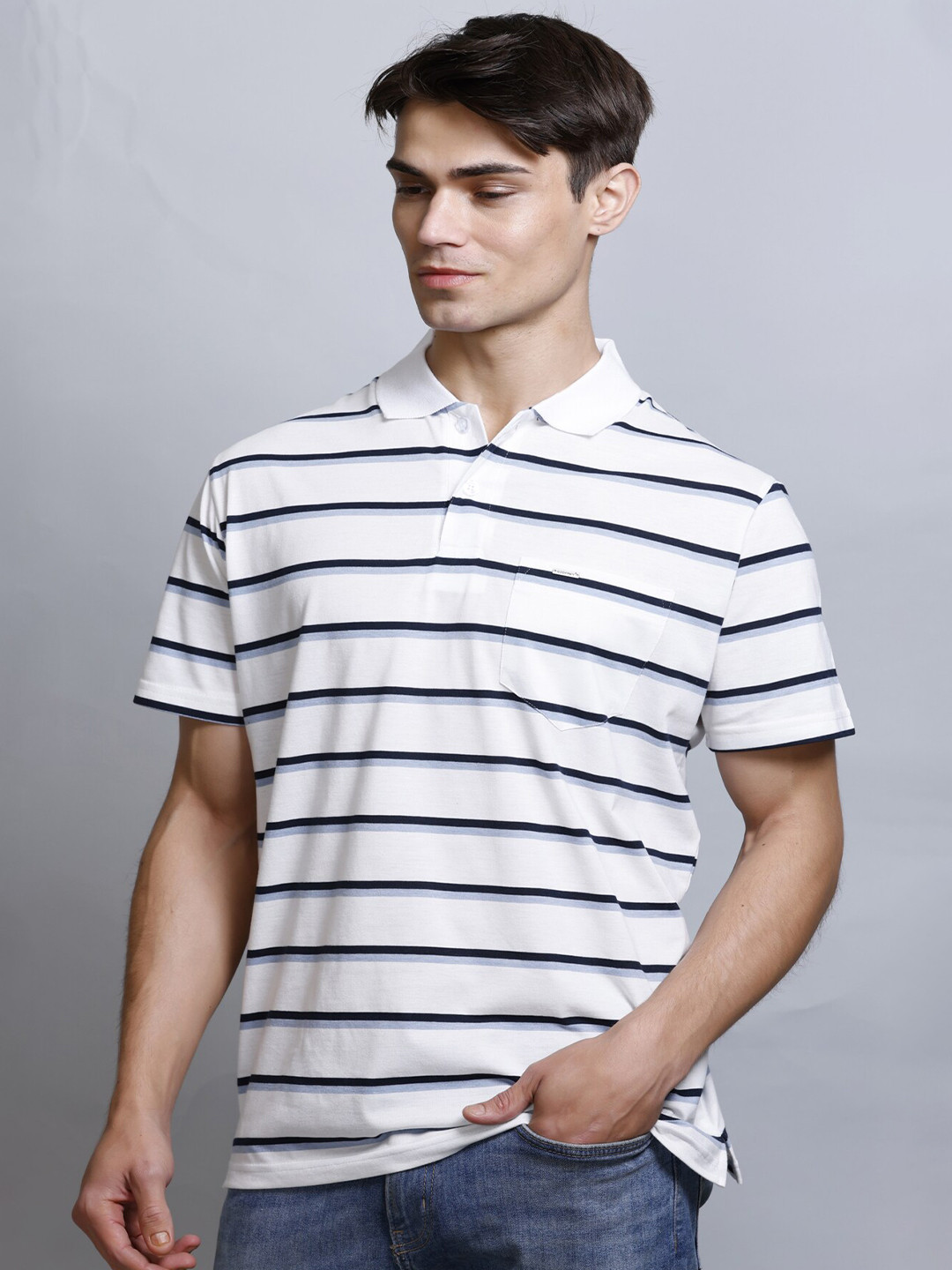 

GODFREY Horizontal Striped Polo Collar Pockets T-shirt, White