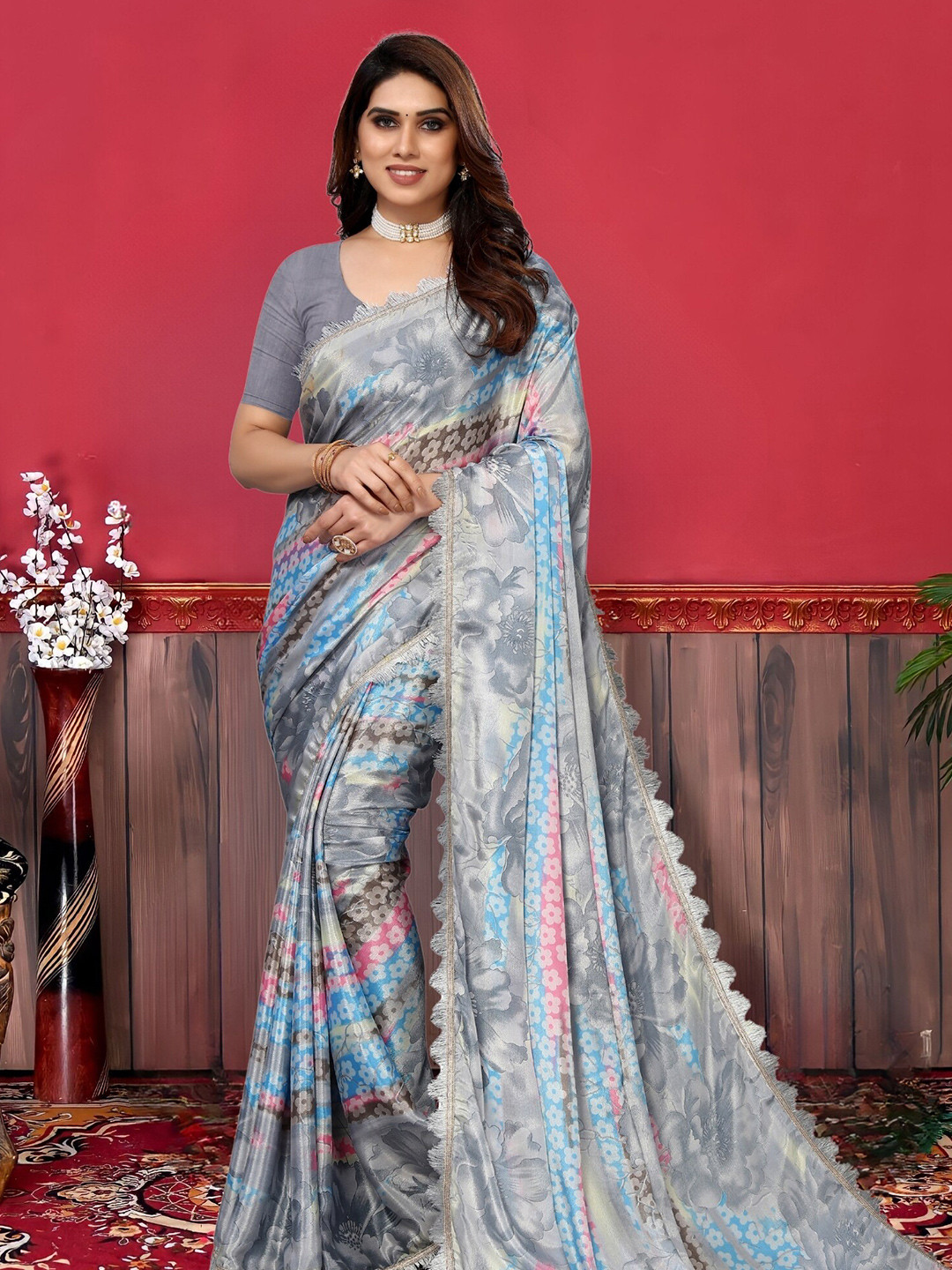 

MAGMINA Floral Printed Satin Saree, Grey