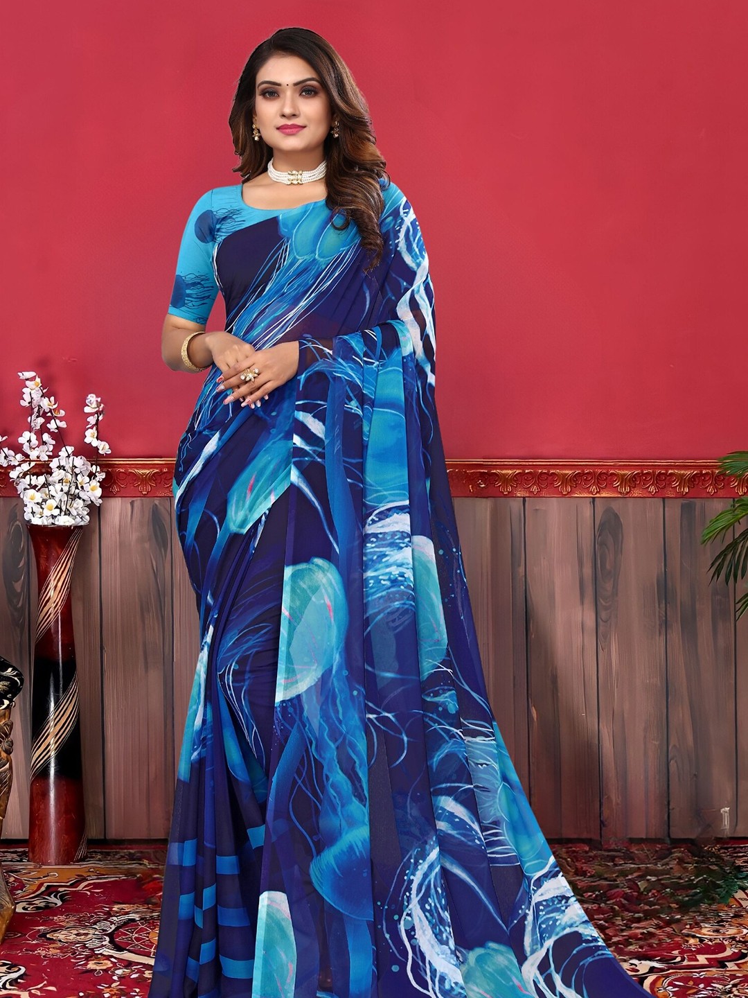 

MAGMINA Abstract Printed Saree, Blue
