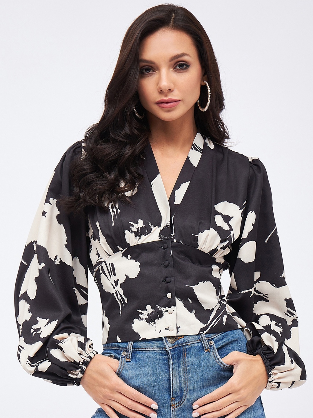 

Harpa Floral Printed V-Neck Top, Black