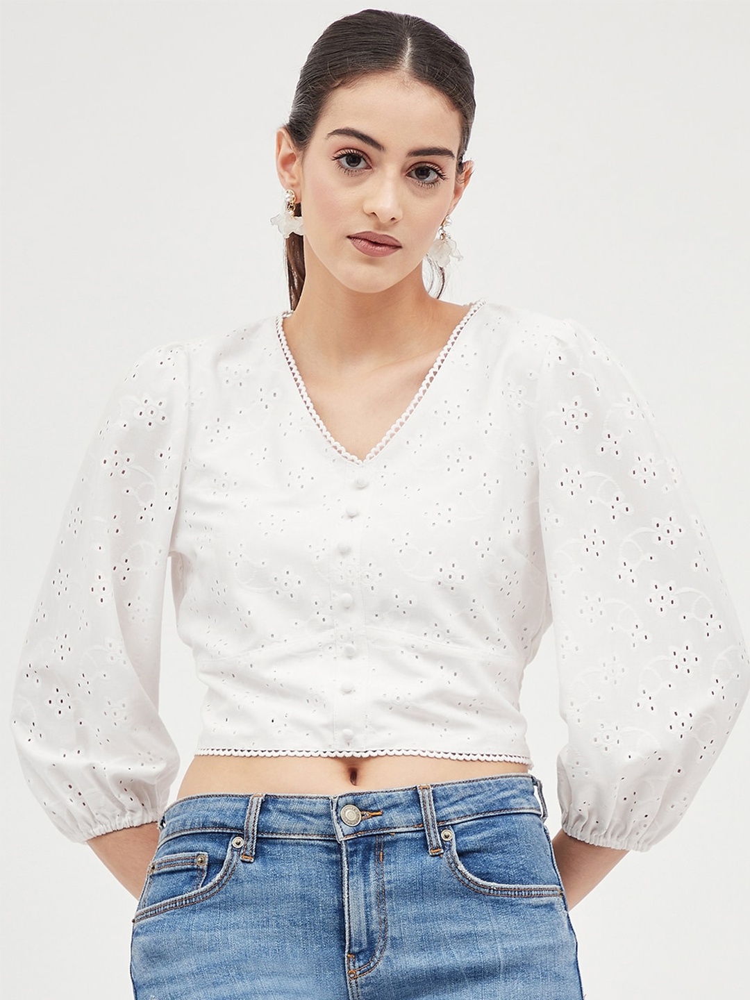 

Harpa Self Design V-Neck Three-Quarter Puff Sleeve Crop Top, White