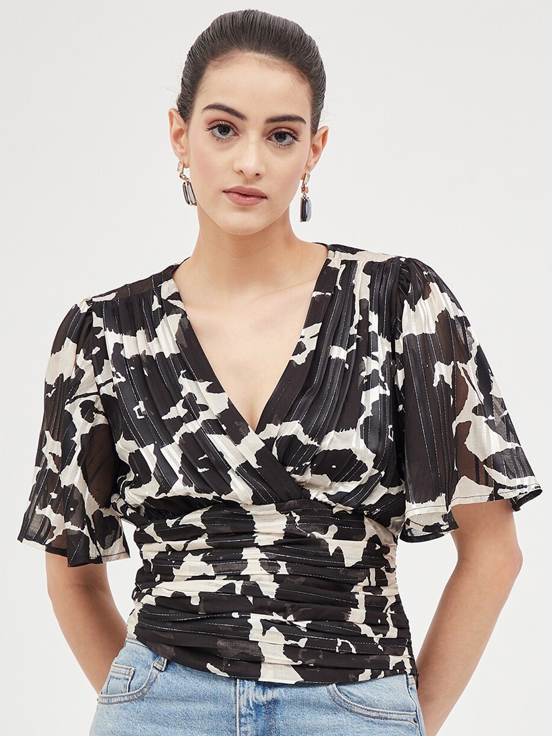 

Harpa Print V-Neck Cinched Waist Top, Black