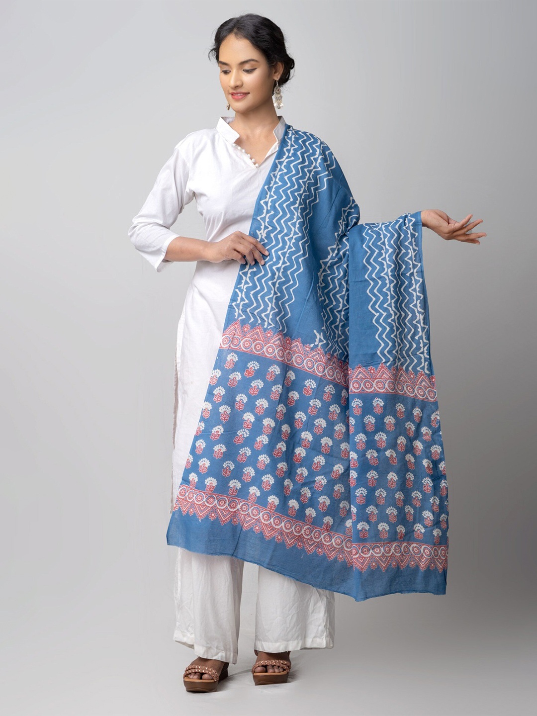 

Unnati Silks Ethnic Motifs Printed Pure Cotton Block Print Dupatta, Blue