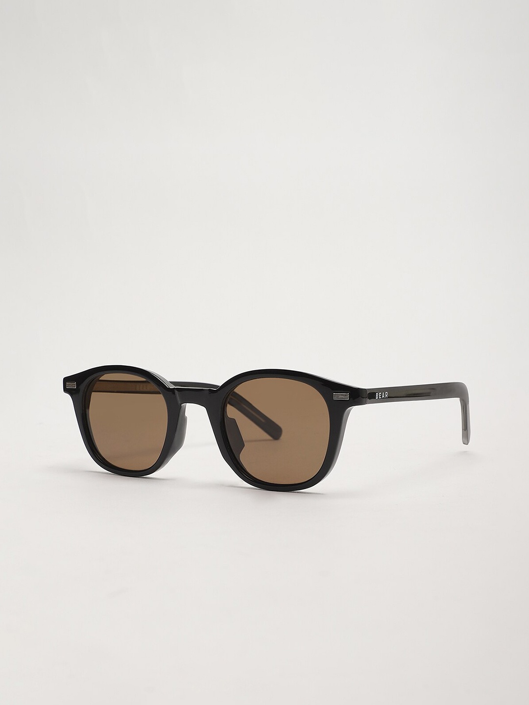 

THE BEAR HOUSE Men Round Sunglasses BSG-MURDO-BK, Black
