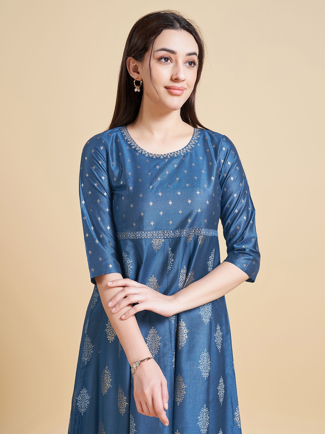 

Ishin Ethnic Motifs Printed Anarkali Kurta, Blue
