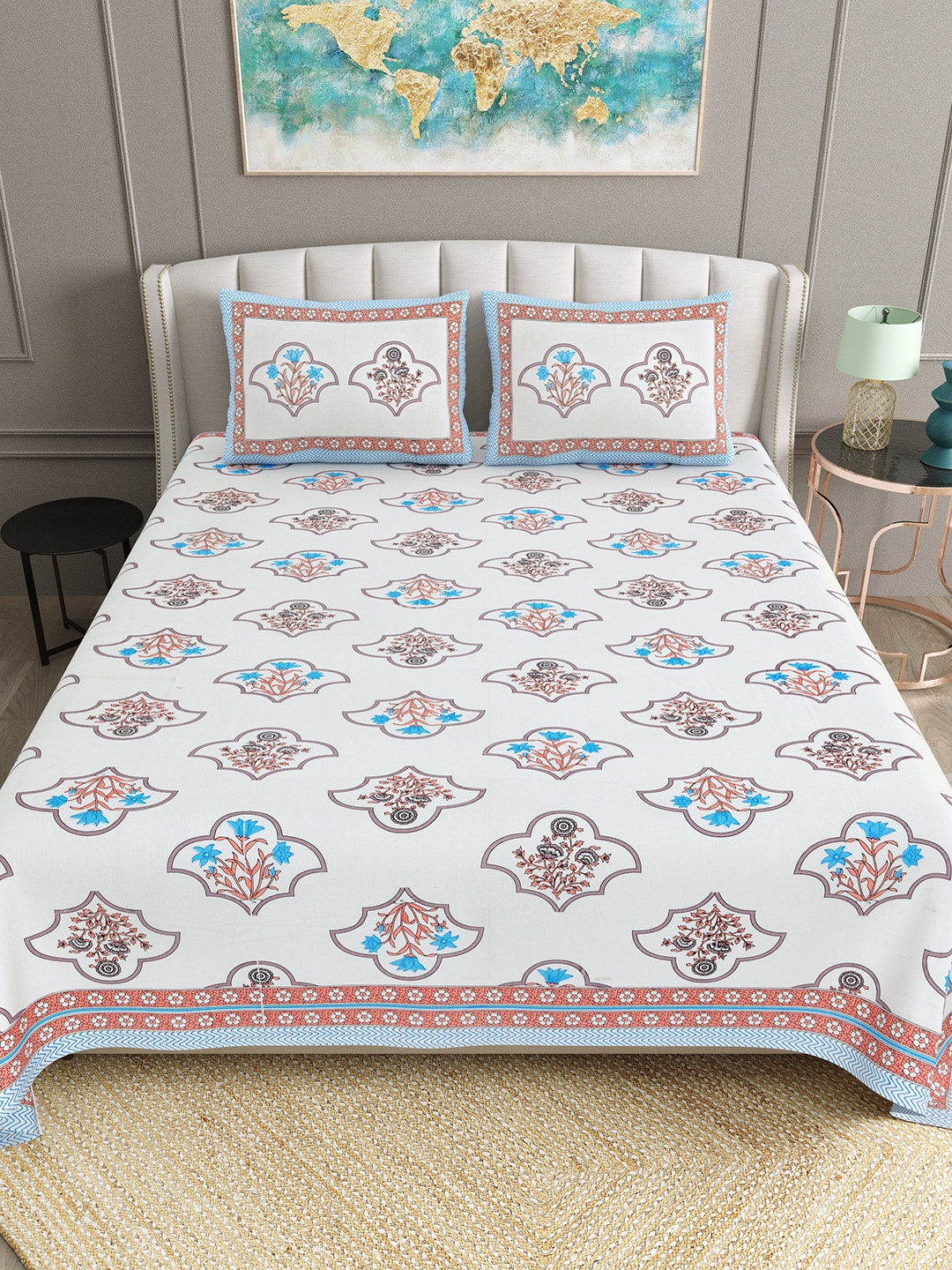 

BELLA CASA Ethnic White & Peach Floral Cotton180 TC King Bedsheet with 2 Pillow Covers