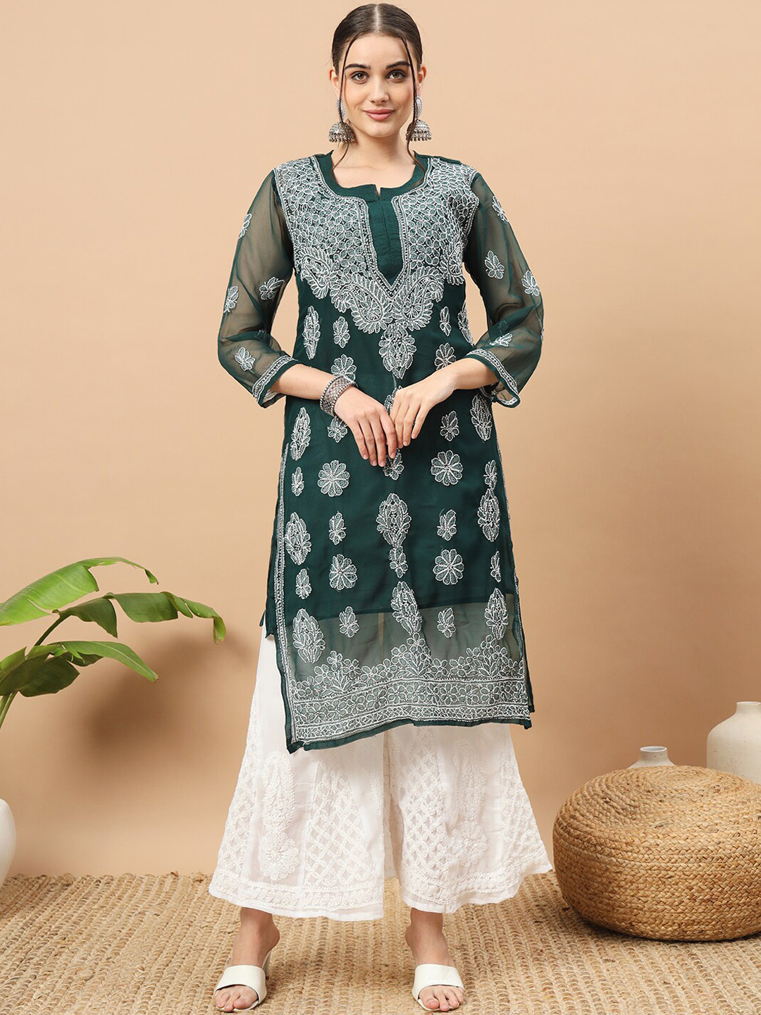 

Ethnava Ethnic Motifs Embroidered Chikankari Georgette Straight Kurta, Green