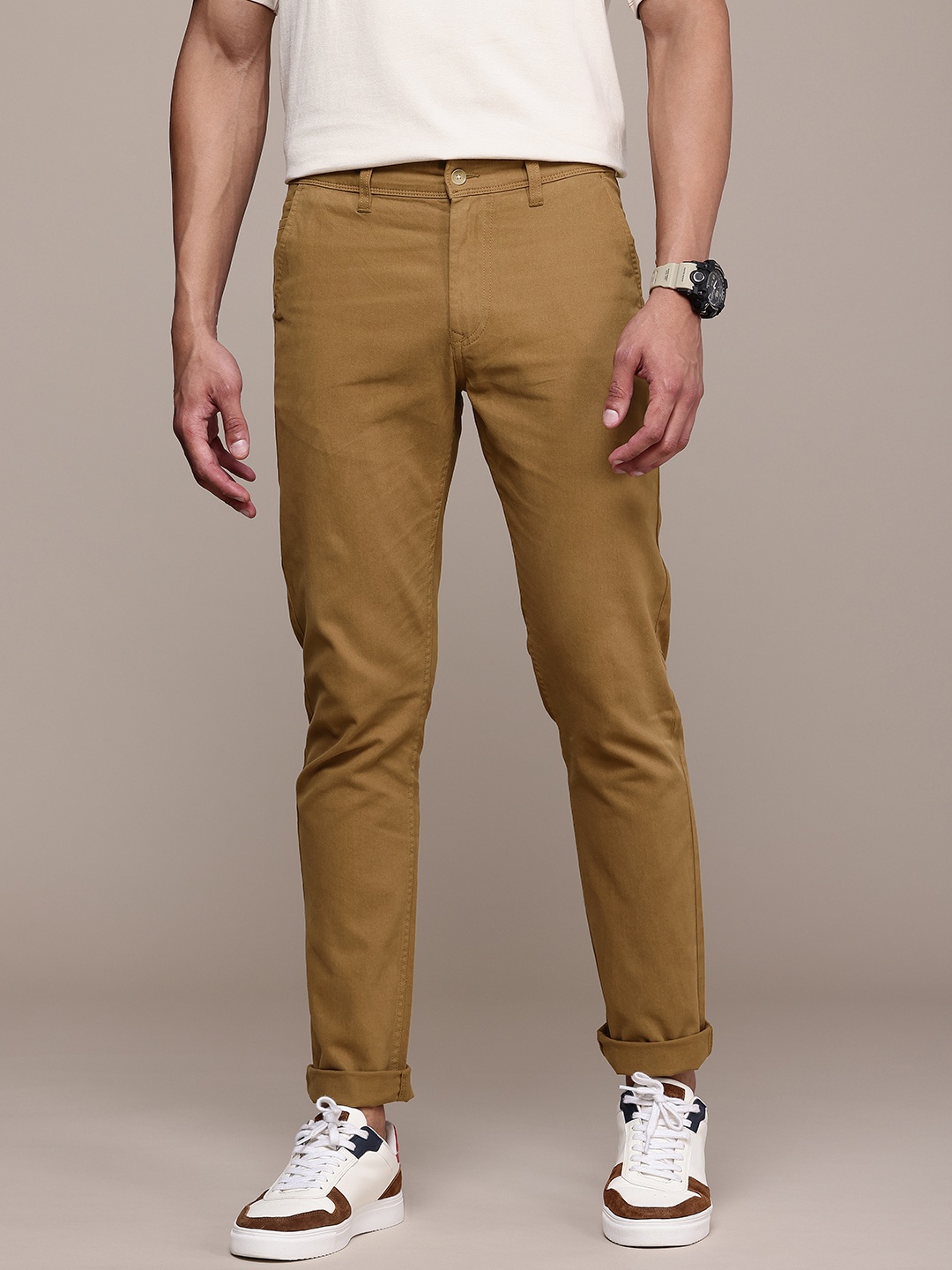 

WROGN Men Slim Fit Chinos Trousers, Brown