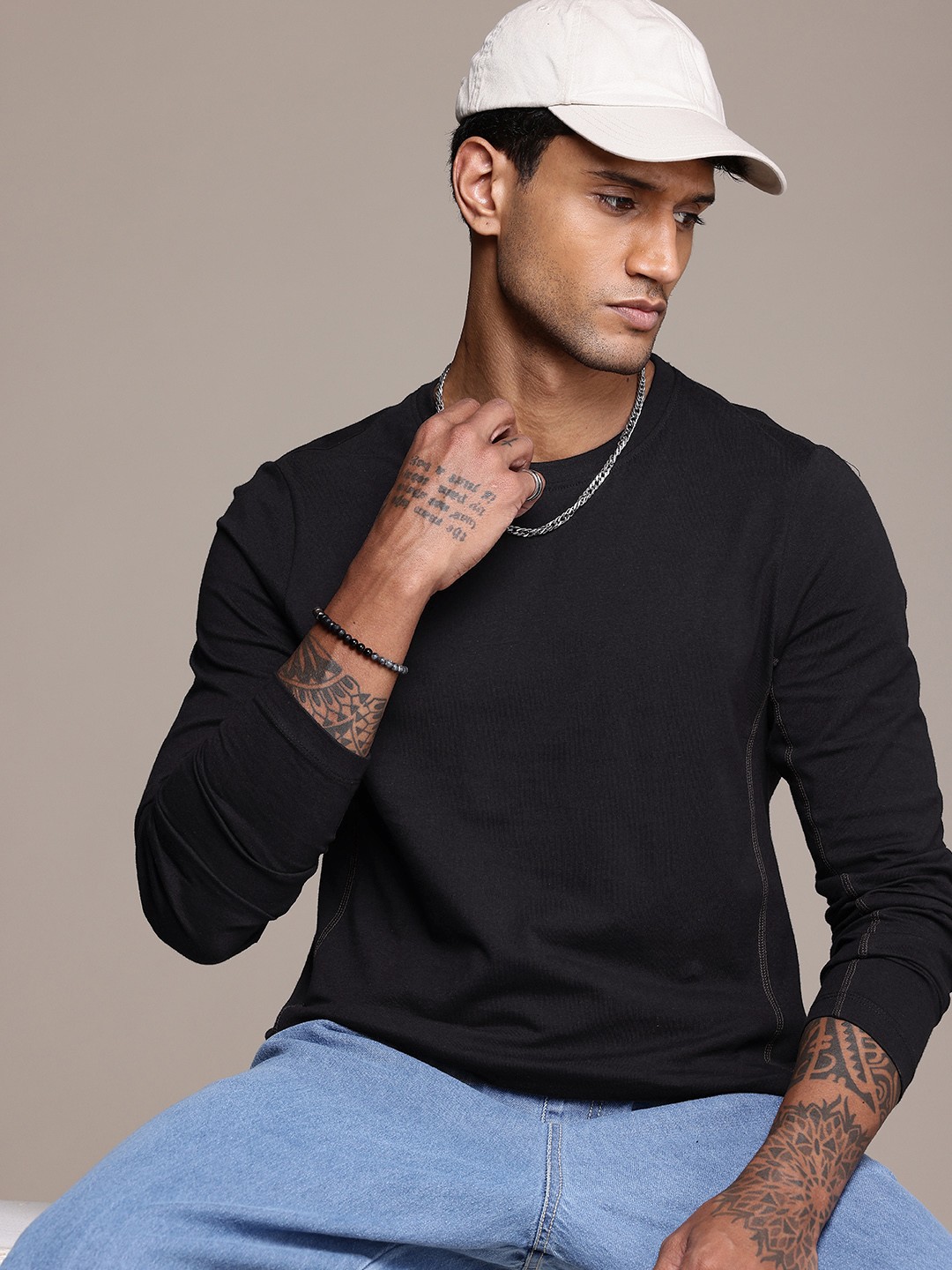 

The Roadster Life Co. Solid Pure Cotton T-shirt, Black