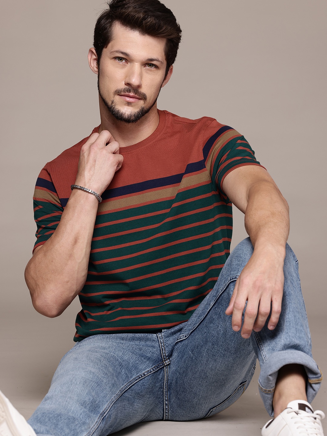 

The Roadster Lifestyle Co. Striped Round Neck T-shirt, Green