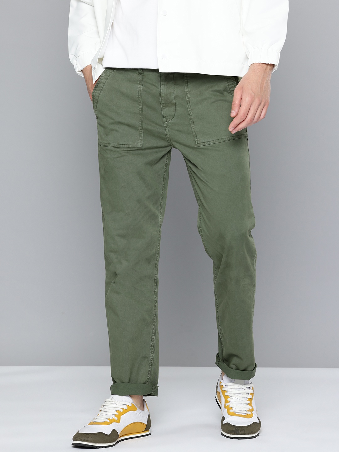 

Aeropostale Men Regular Trousers, Olive