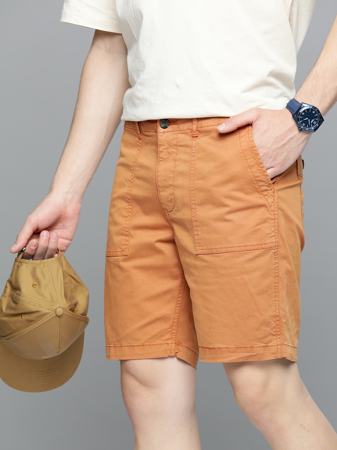 

Aeropostale Men Regular Fit Shorts, Rust