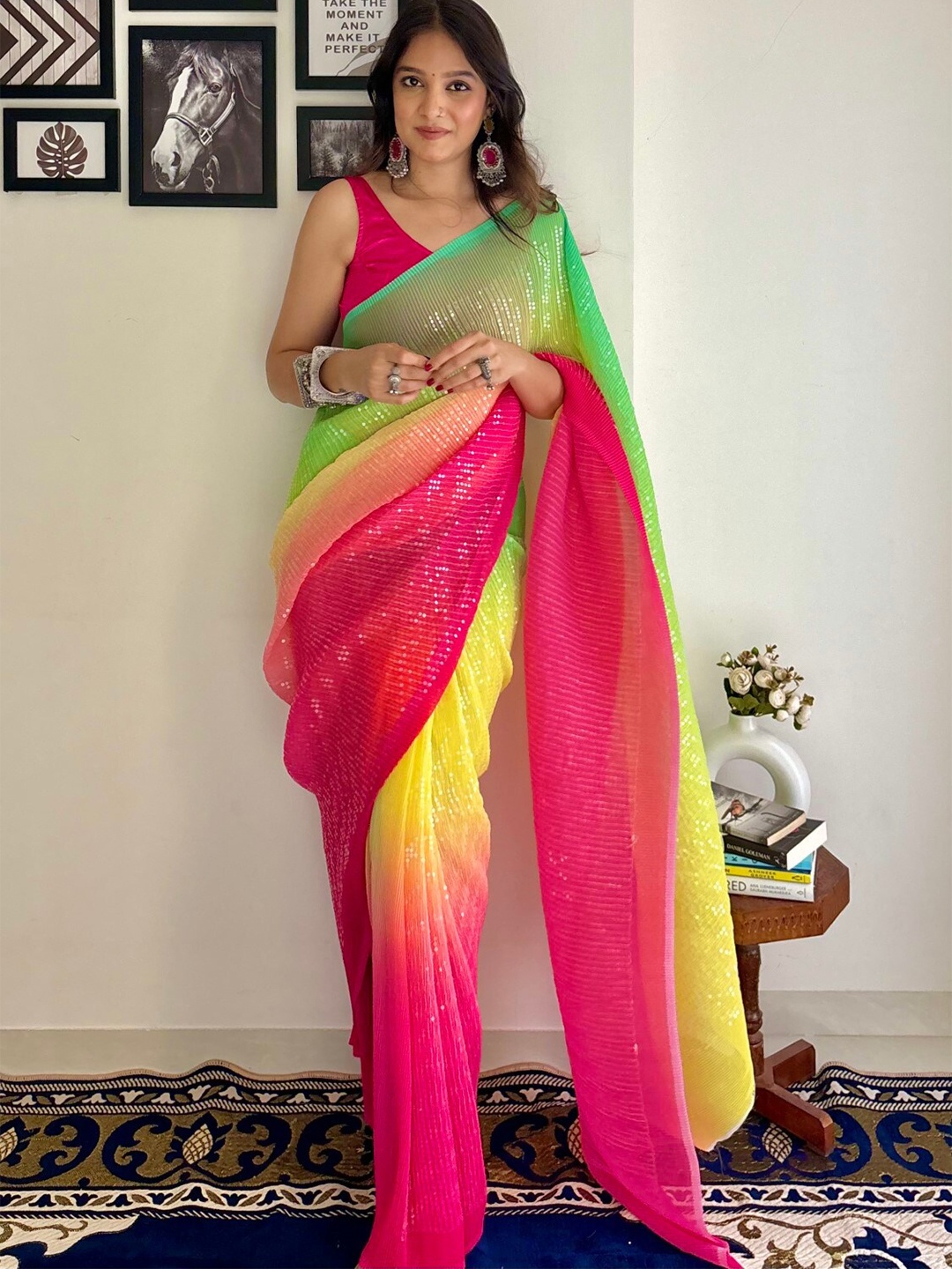 

LeeliPeeri Designer Crushed Sequinned Embellished Saree, Green
