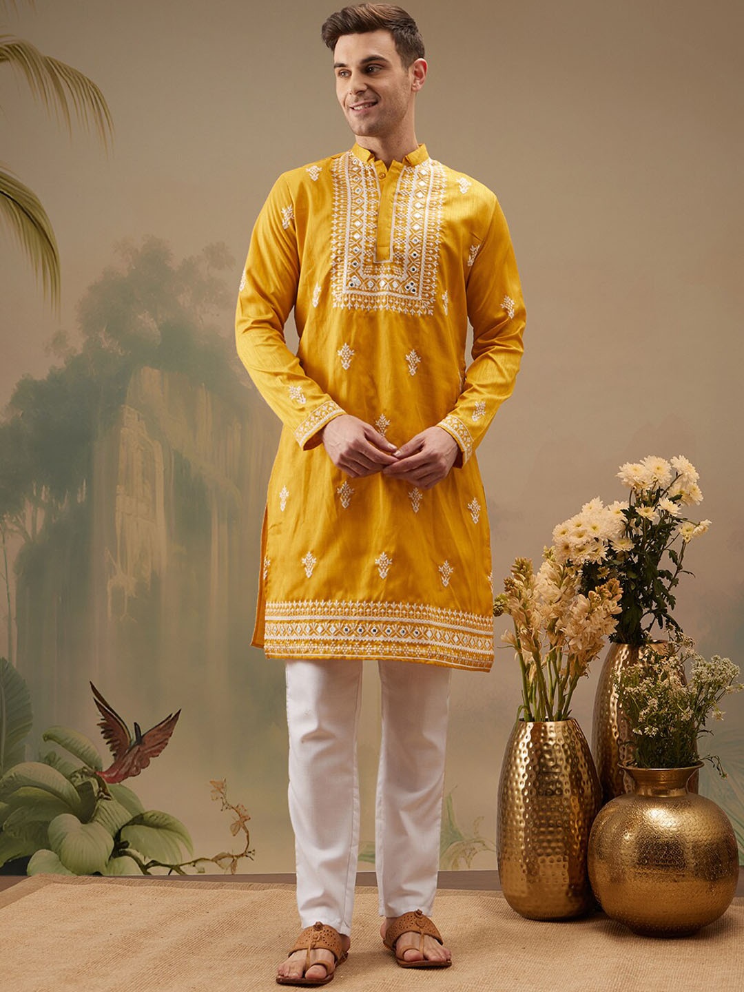 

Molly & Michel Ethnic Motifs Embroidered Mirror Work Straight Kurta, Yellow