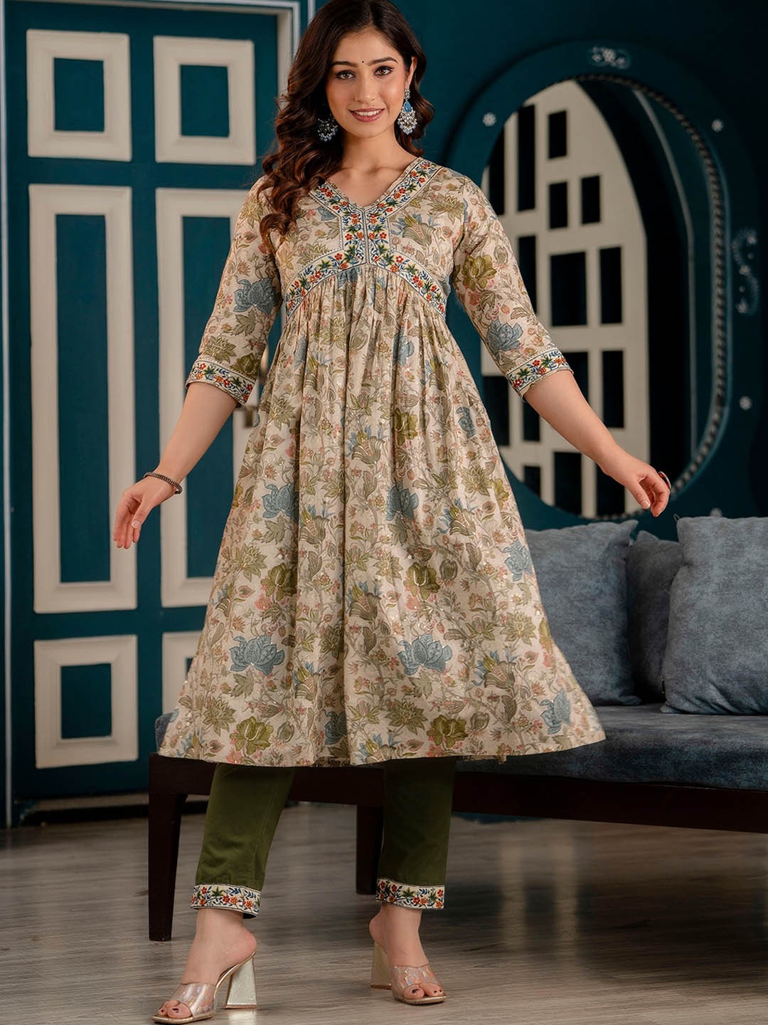 

KALINI Floral Printed Pure Cotton Kurta with Trousers & With Dupatta, Green