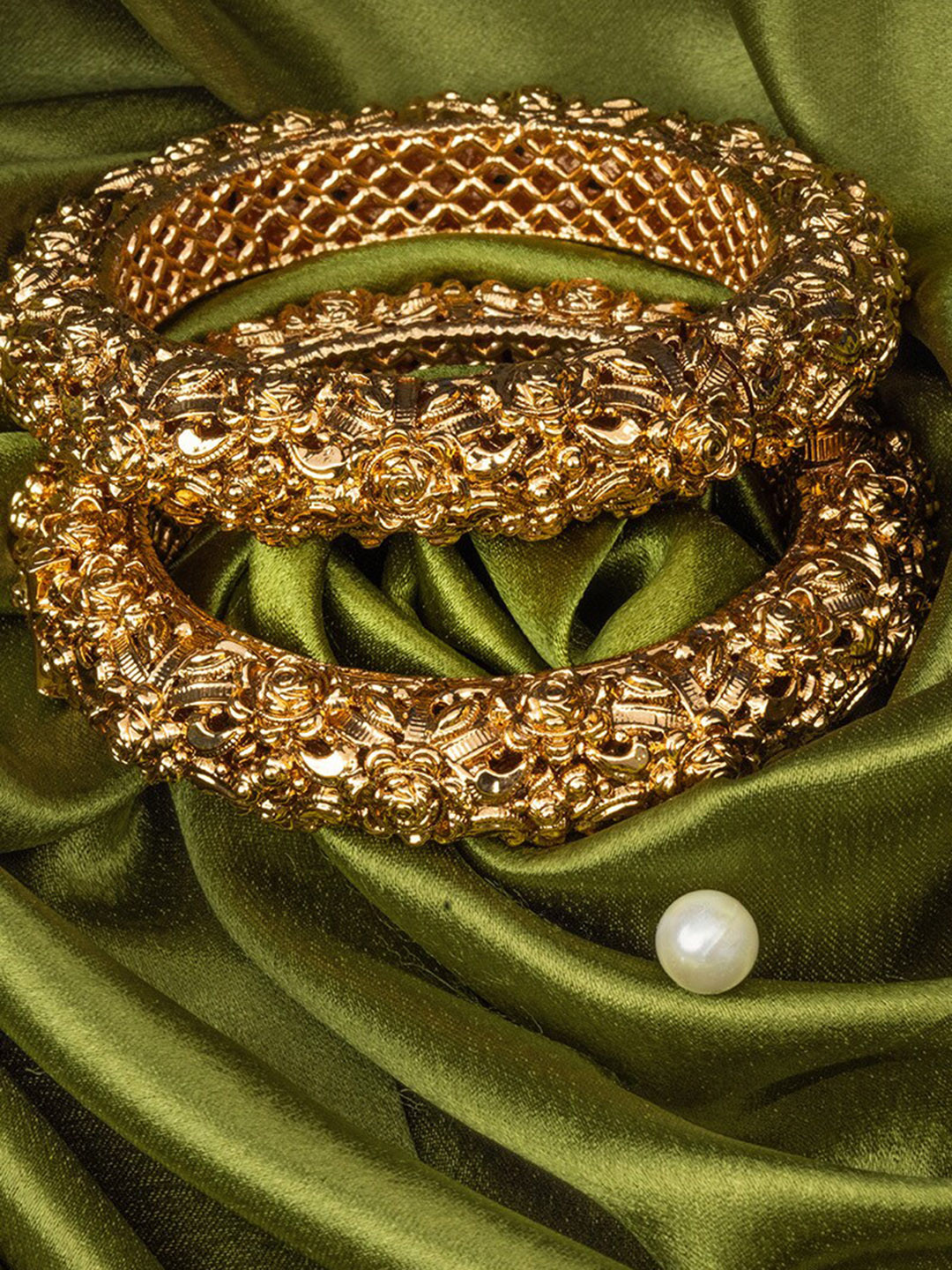 

Mirraw Set Of 2 Gold-Plated Bangles