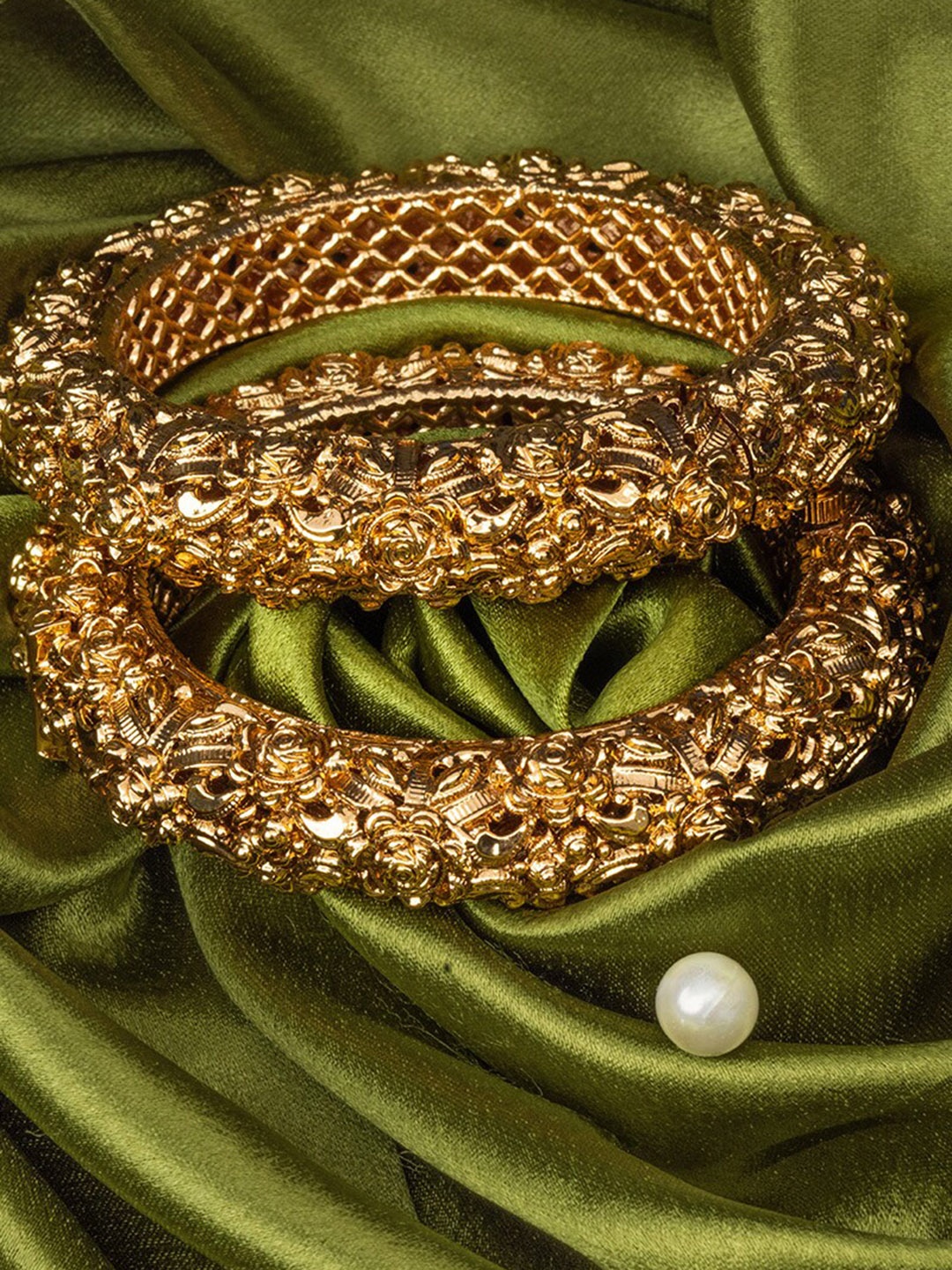 

Mirraw Set Of 2 Gold-Plated Bangles