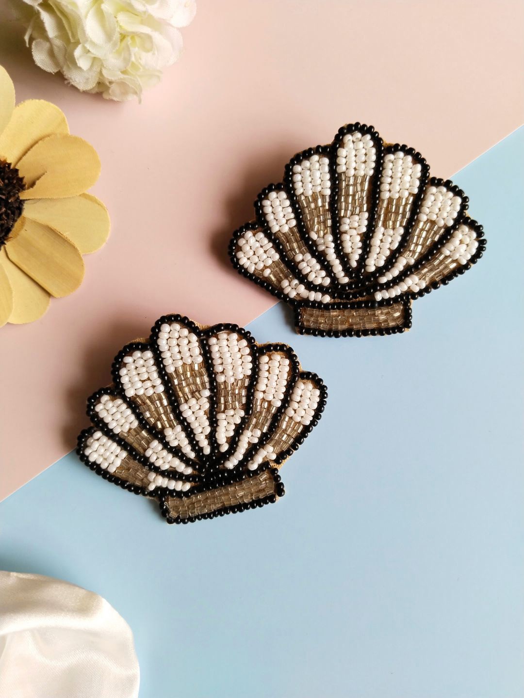 

DressBerry Brown Beaded Bohemian Quirky Stud Earrings
