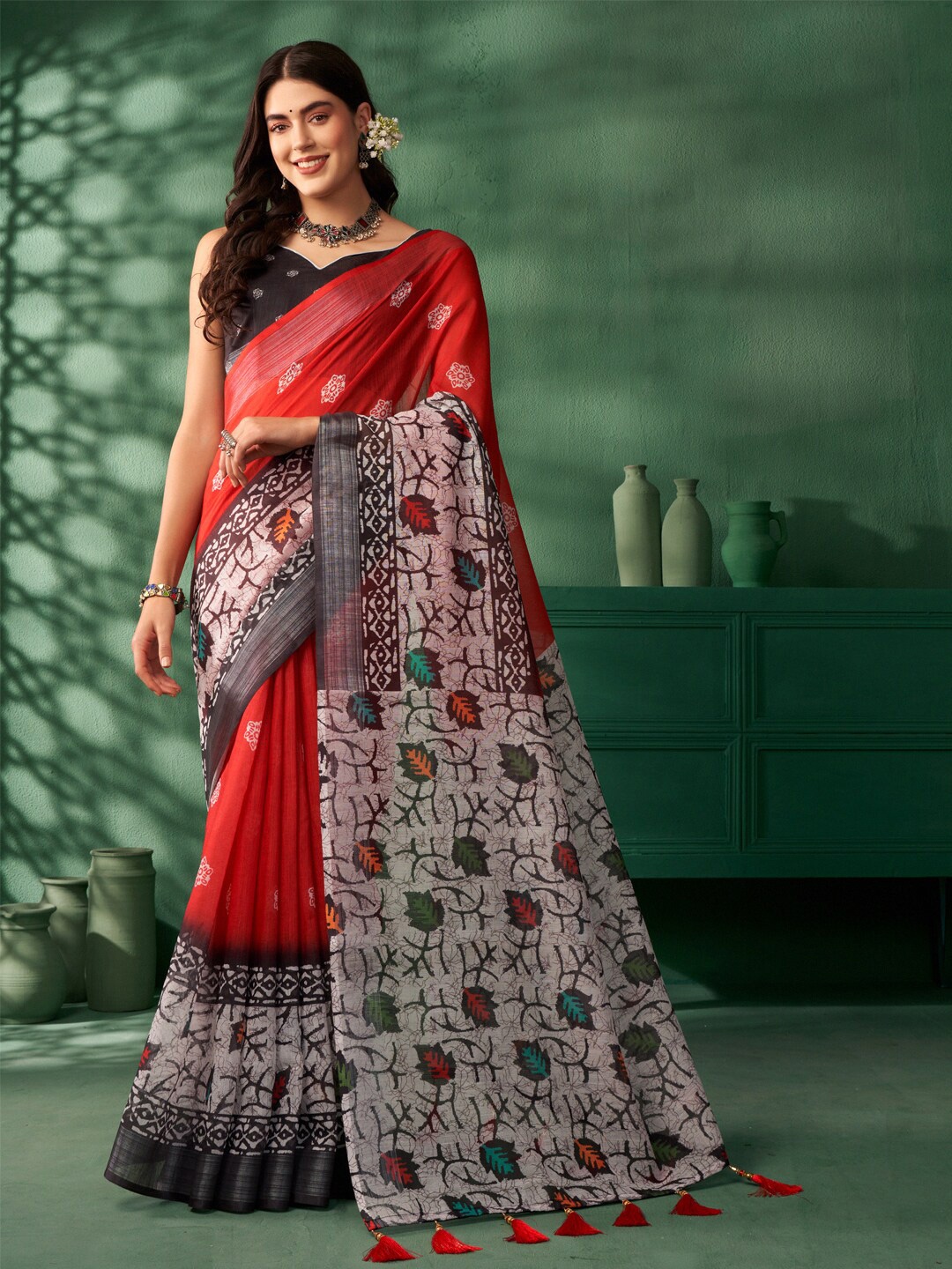 

Sangria Block Printed Zari Jaipuri Cotton Saree, Red