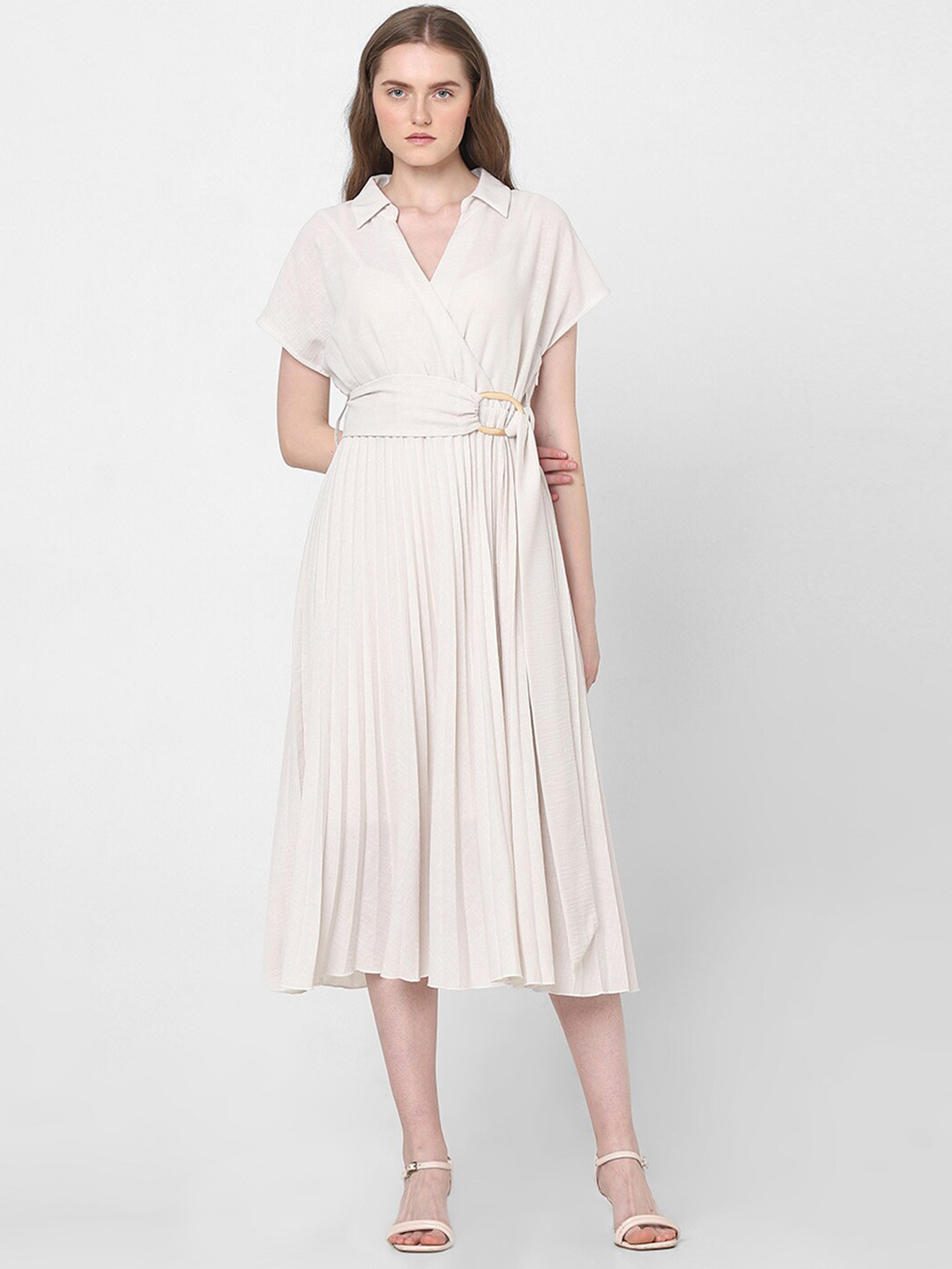 

Vero Moda Shirt Collar Cap Sleeves Dress, White