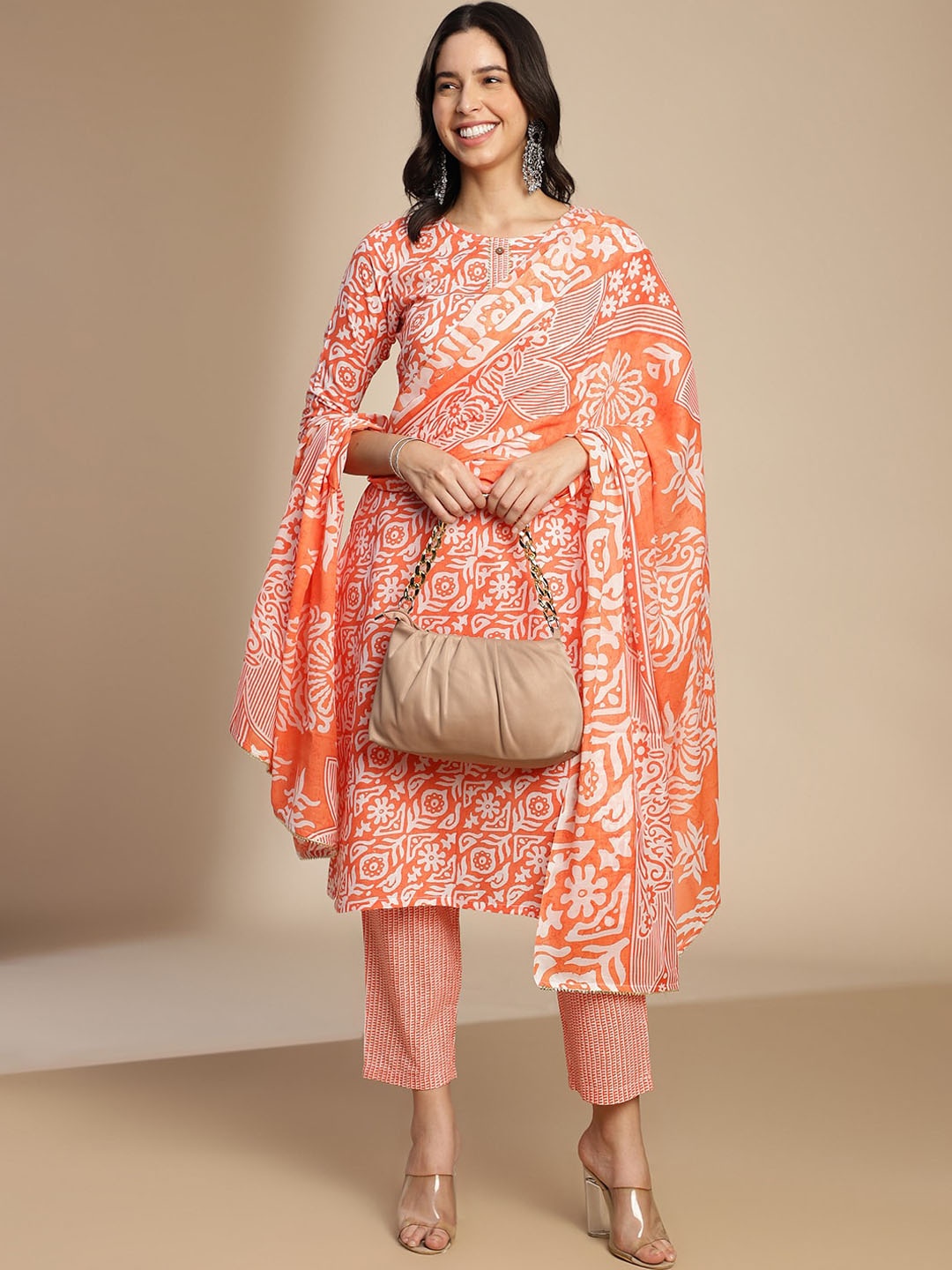 

Shaily Ethnic Motifs Printed Straight Kurta & Trousers With Dupatta, Orange