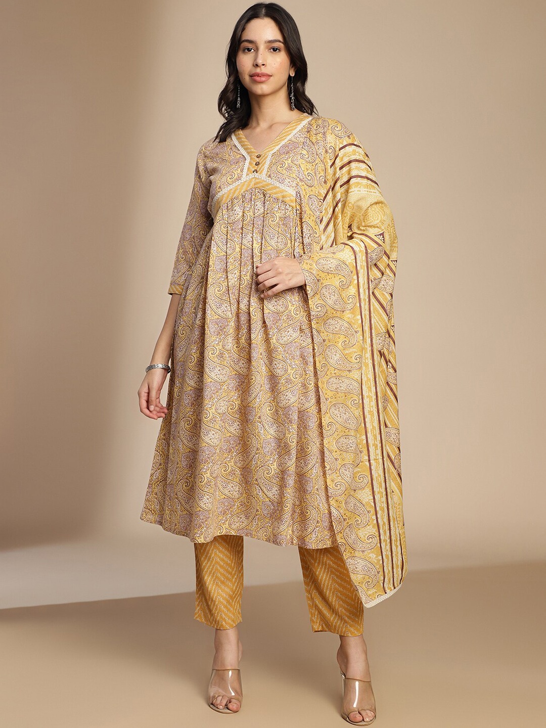 

Shaily Paisley Printed Empire Anarkali Kurta & Trousers With Dupatta, Yellow