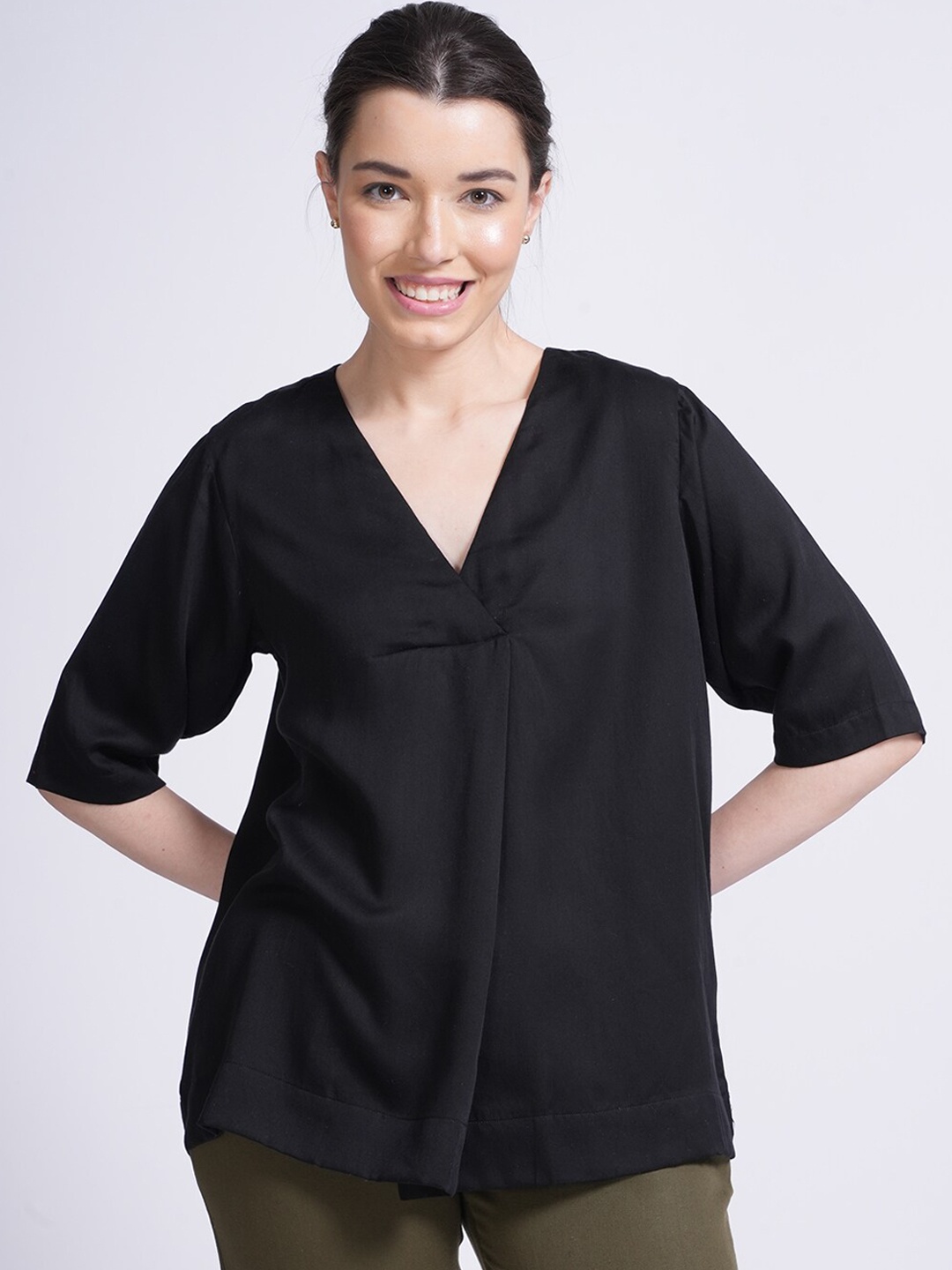 

Saltpetre V-Neck Top & Trousers Co-Ords Set, Black